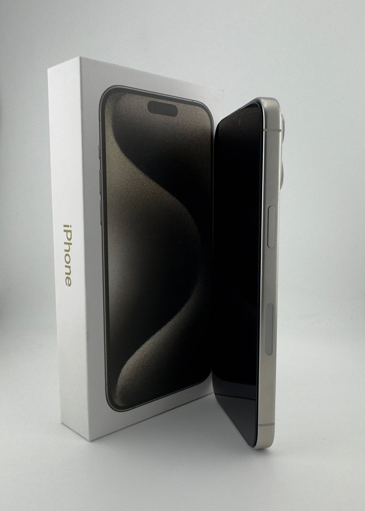 IPHONE 15 PRO MAX / BLANCO TITANIO / 512GB