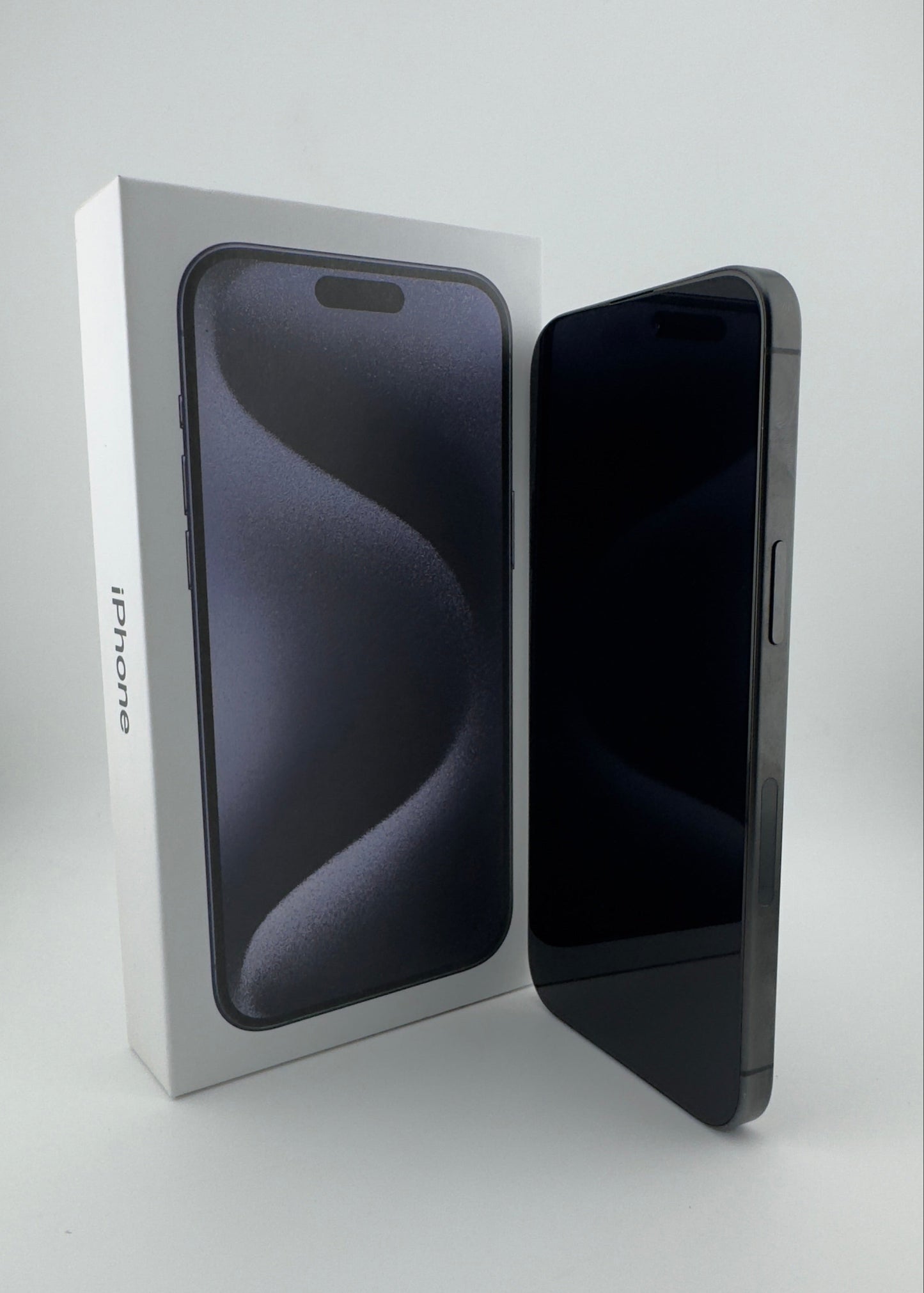 IPHONE 15 PRO MAX / NEGRO TITANIO / 512GB