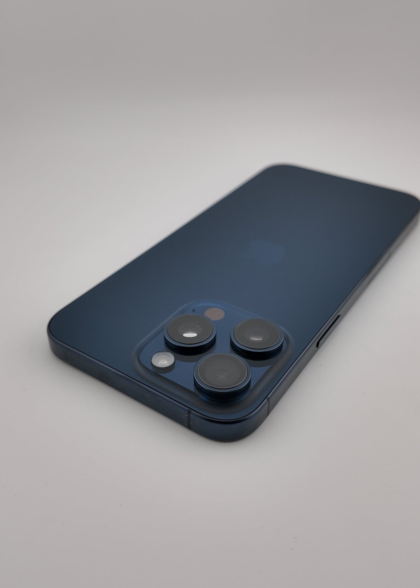 IPHONE 15 PRO MAX / AZUL TITANIO / 1000GB