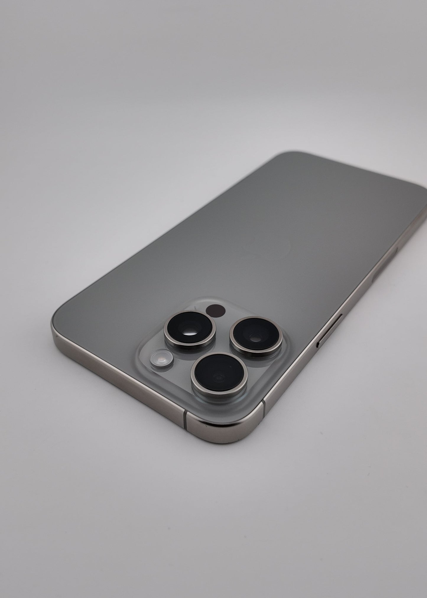 IPHONE 15 PRO MAX / NATURAL TITANIO / 256GB