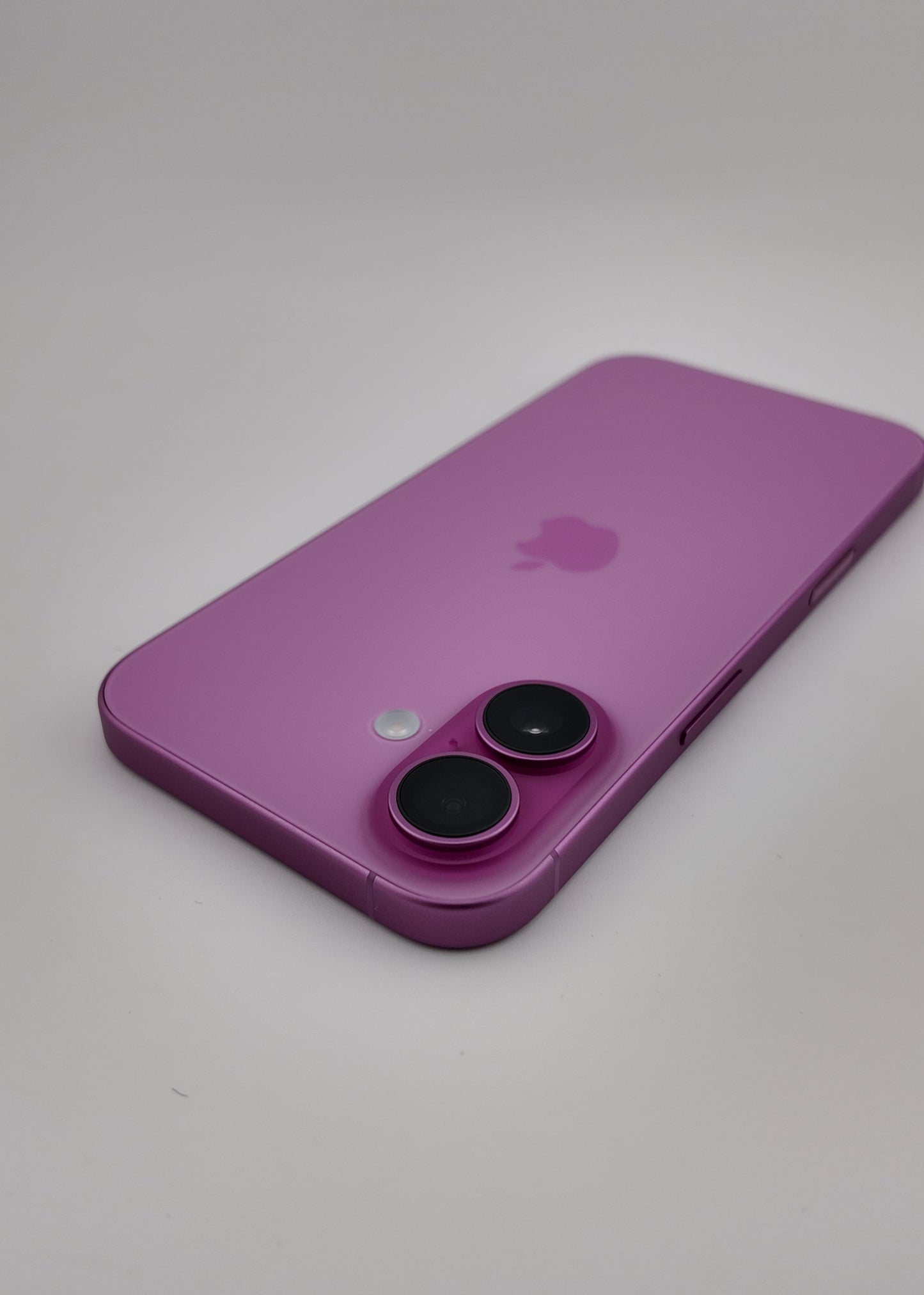 IPHONE 16 / ROSA / 128GB