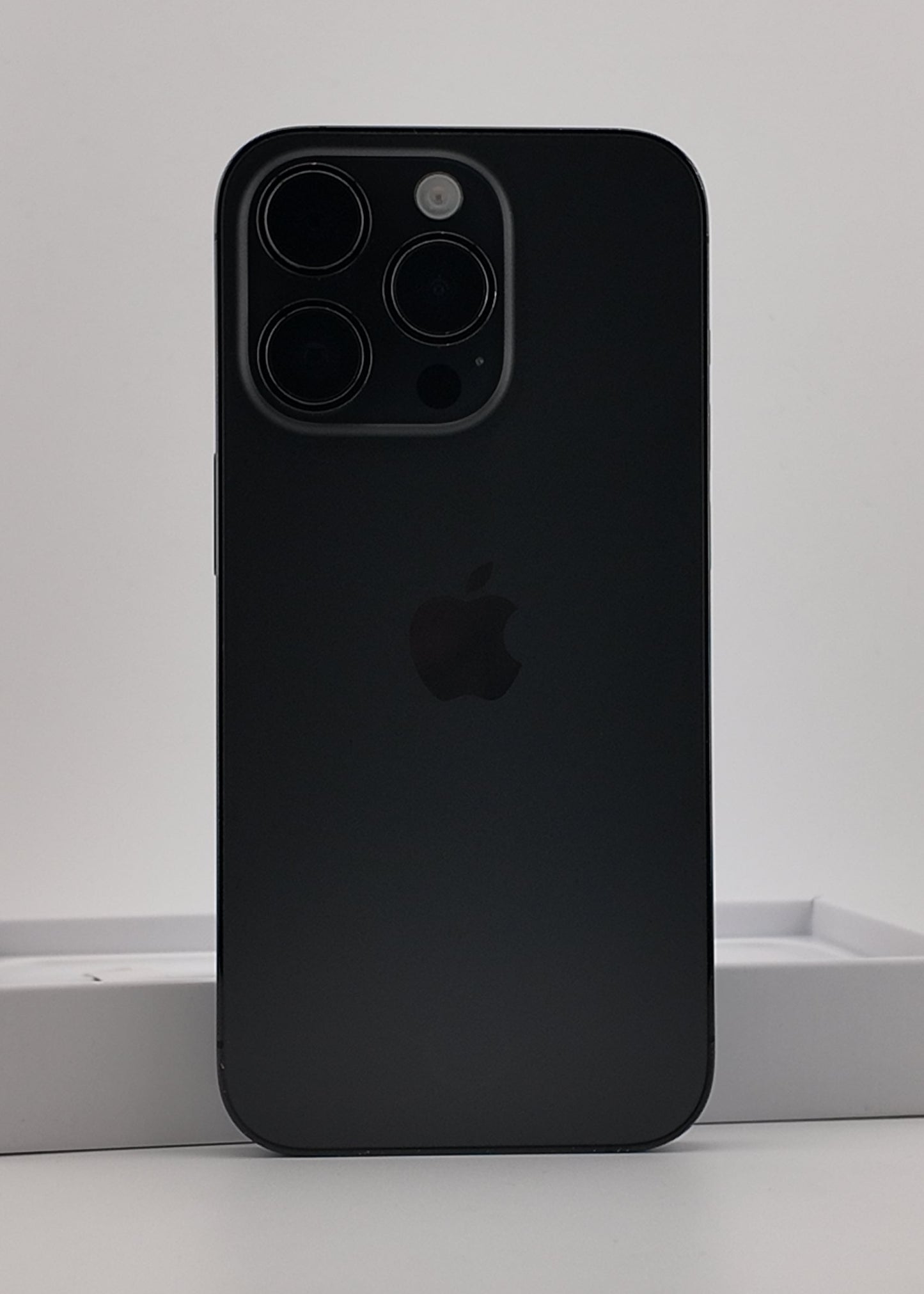 IPHONE 14 PRO / NEGRO ESPACIAL / 256GB