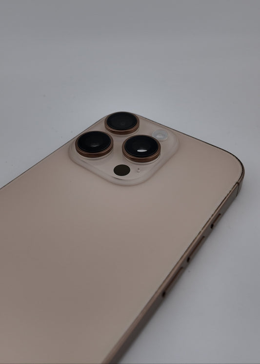 IPHONE 16 PRO / DESIERTO TITANIO / 256GB