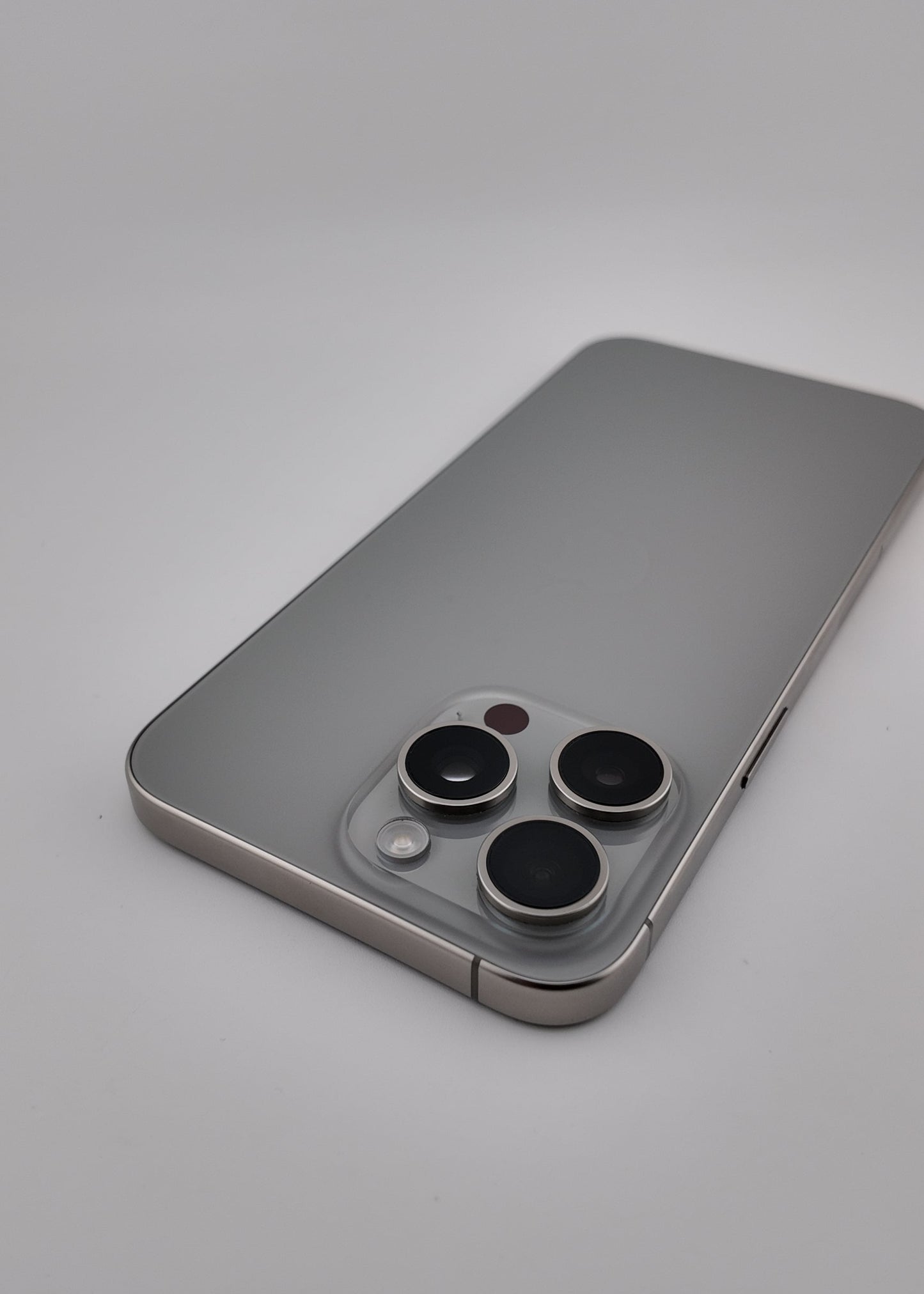 IPHONE 15 PRO MAX / NATURAL TITANIO / 256GB