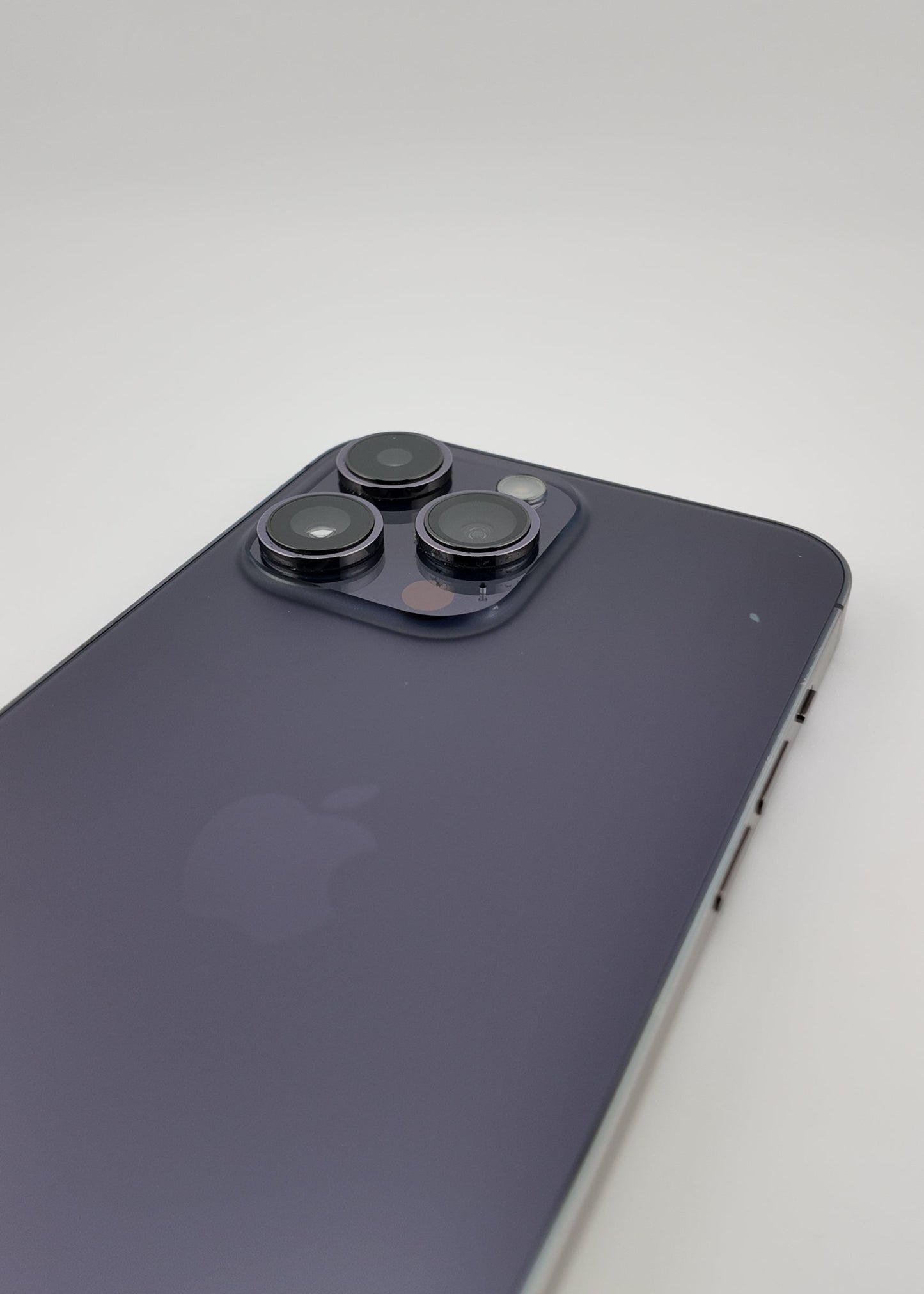 IPHONE 14 PRO MAX / MORADO OSCURO / 128GB