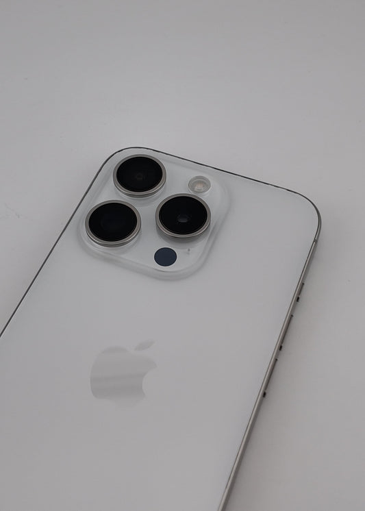 IPHONE 15 PRO / BLANCO TITANIO / 128GB