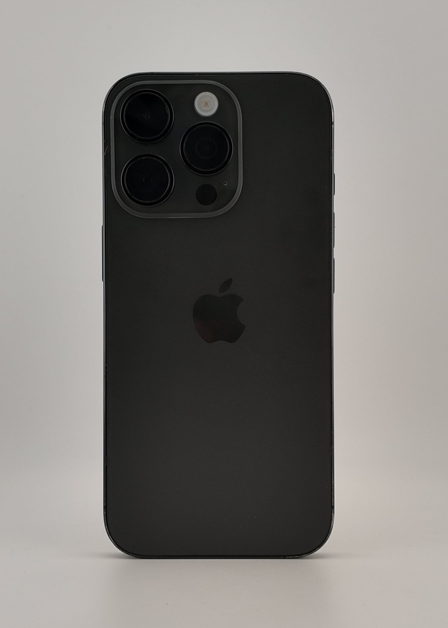 IPHONE 16 PRO / NEGRO TITANIO / 128GB