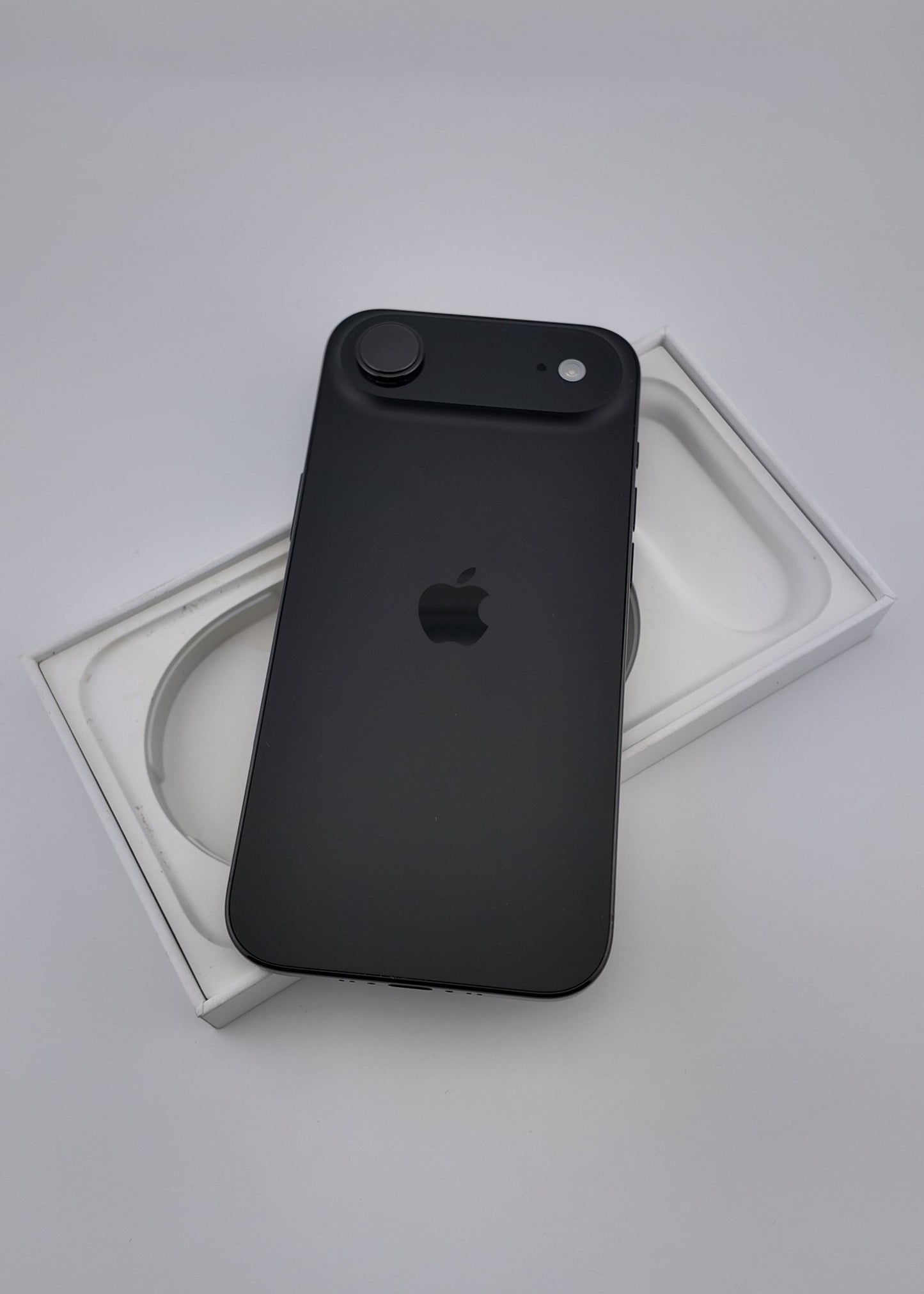 IPHONE 17 AIR / NEGRO ESPACIAL / 256GB