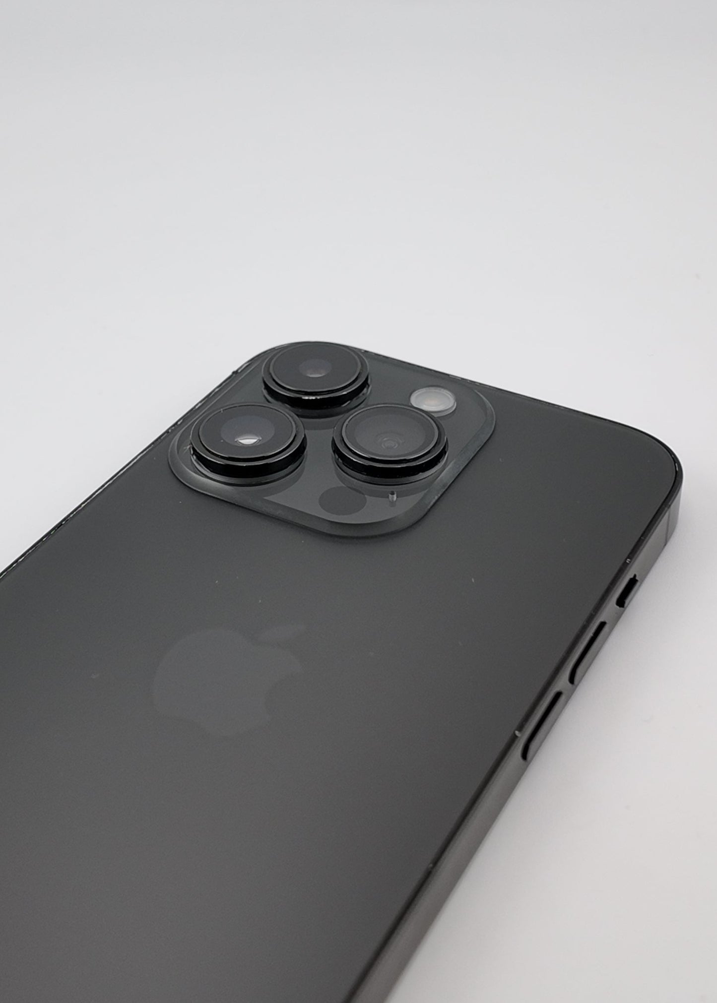 IPHONE 14 PRO / NEGRO ESPACIAL / 128GB
