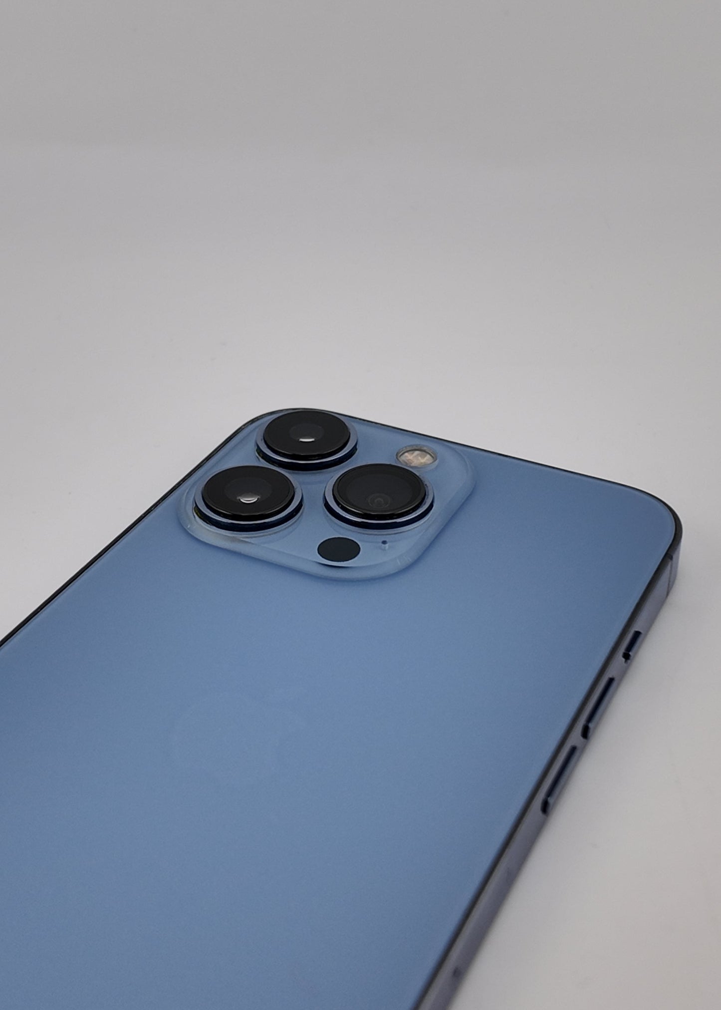 IPHONE 13 PRO /  AZUL SIERRA / 256GB