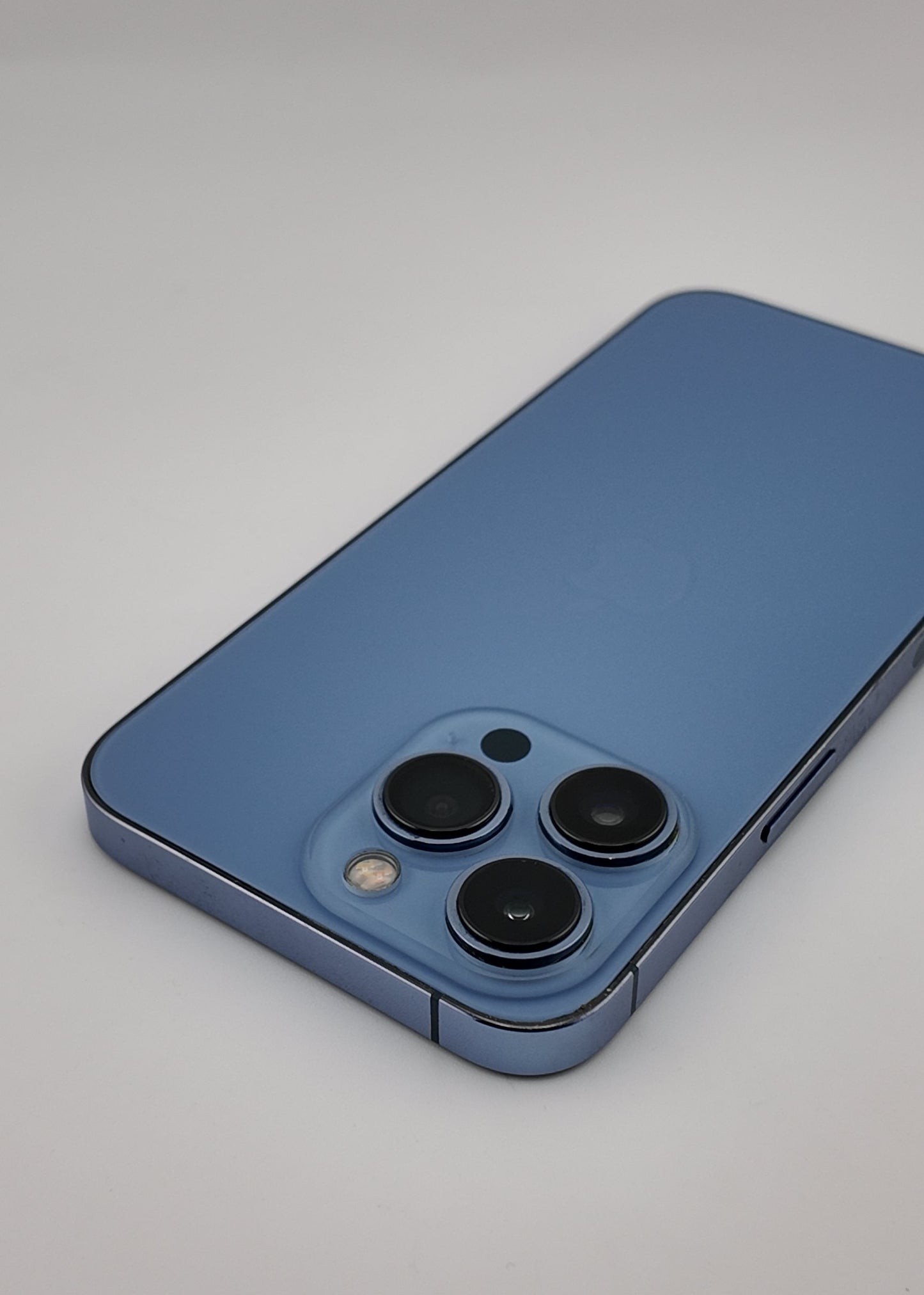 IPHONE 13 PRO /  AZUL SIERRA / 256GB