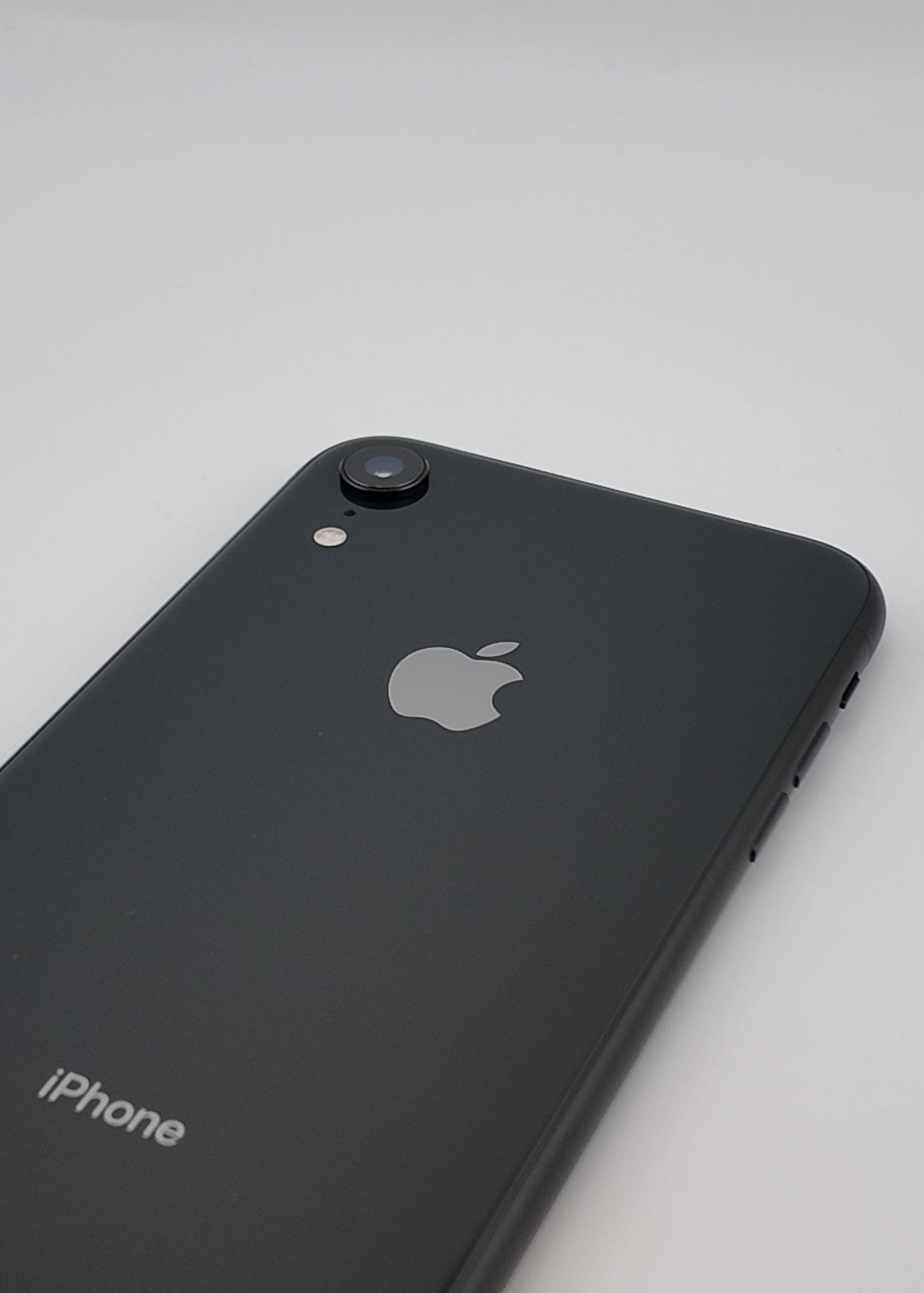 IPHONE XR / NEGRO / 64GB