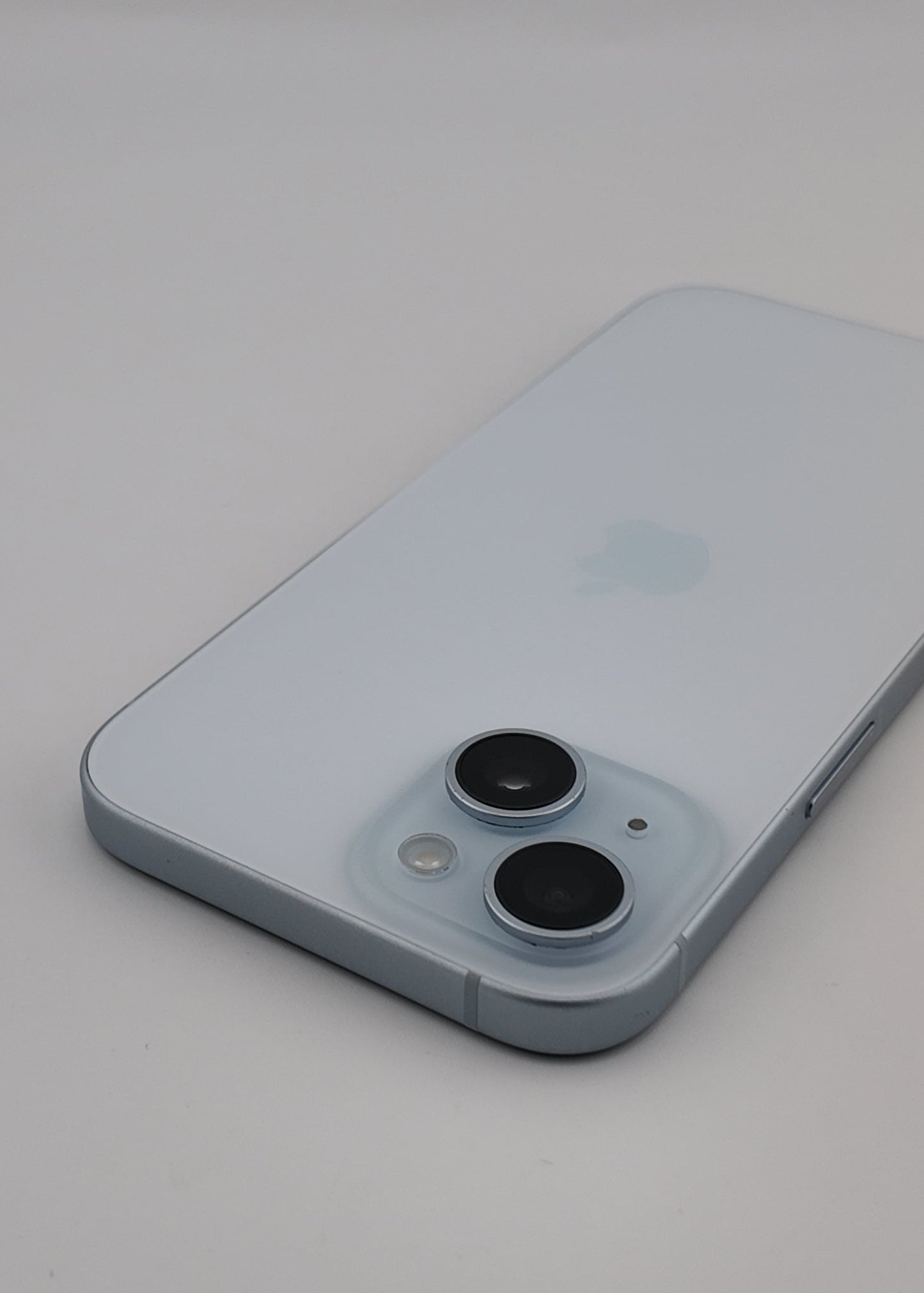 IPHONE 15 / AZUL / 512GB