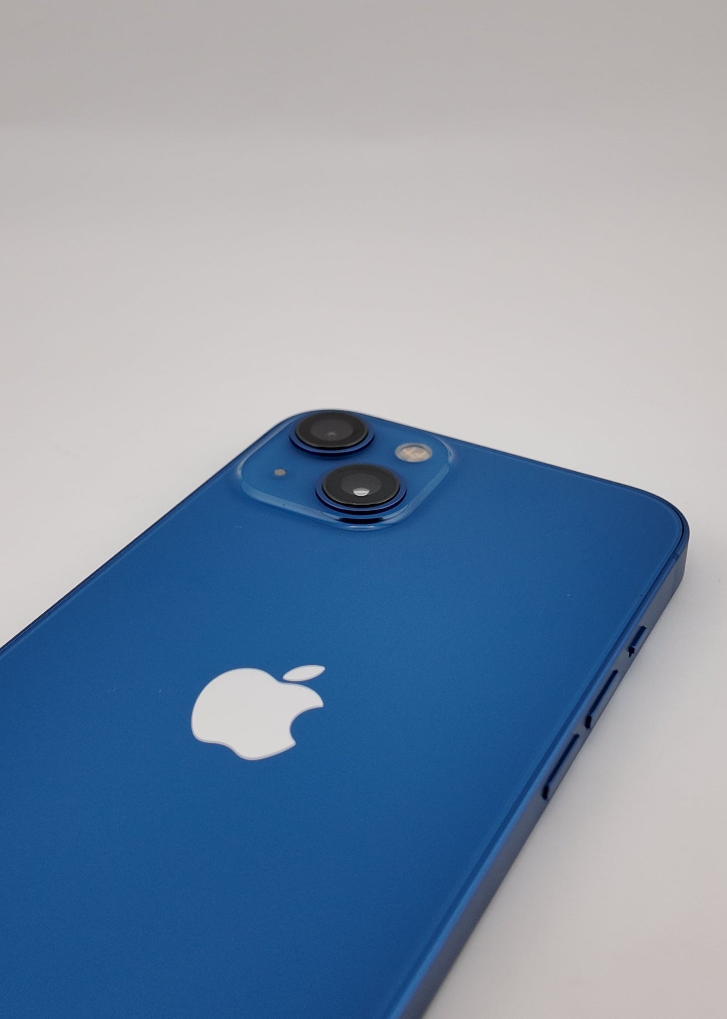 IPHONE 13 / AZUL / 256GB