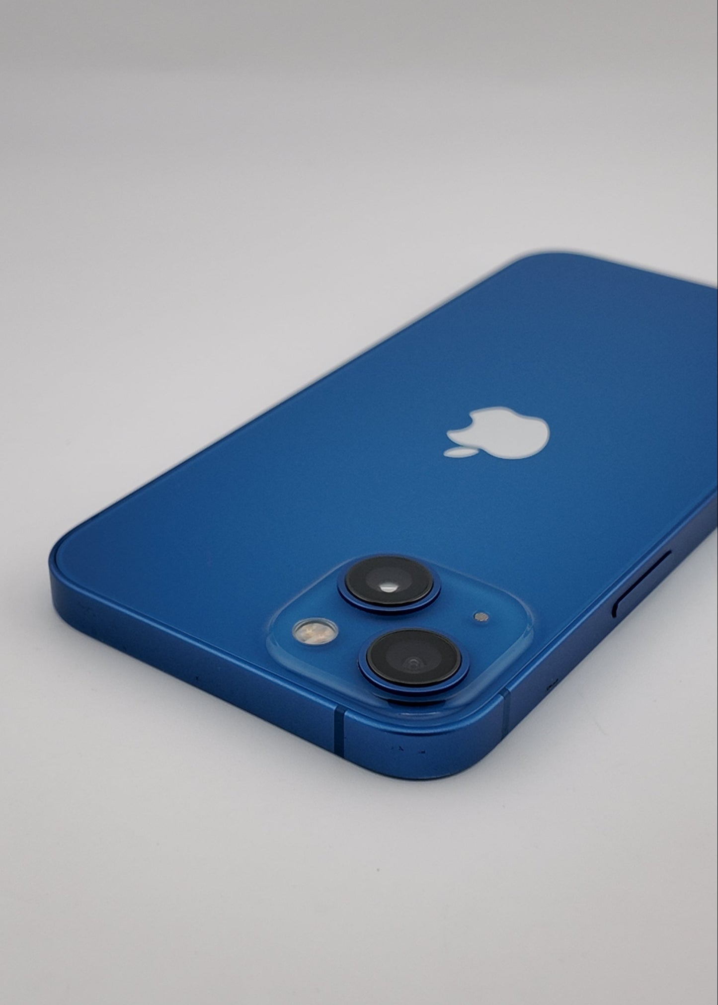 IPHONE 13 / AZUL / 256GB