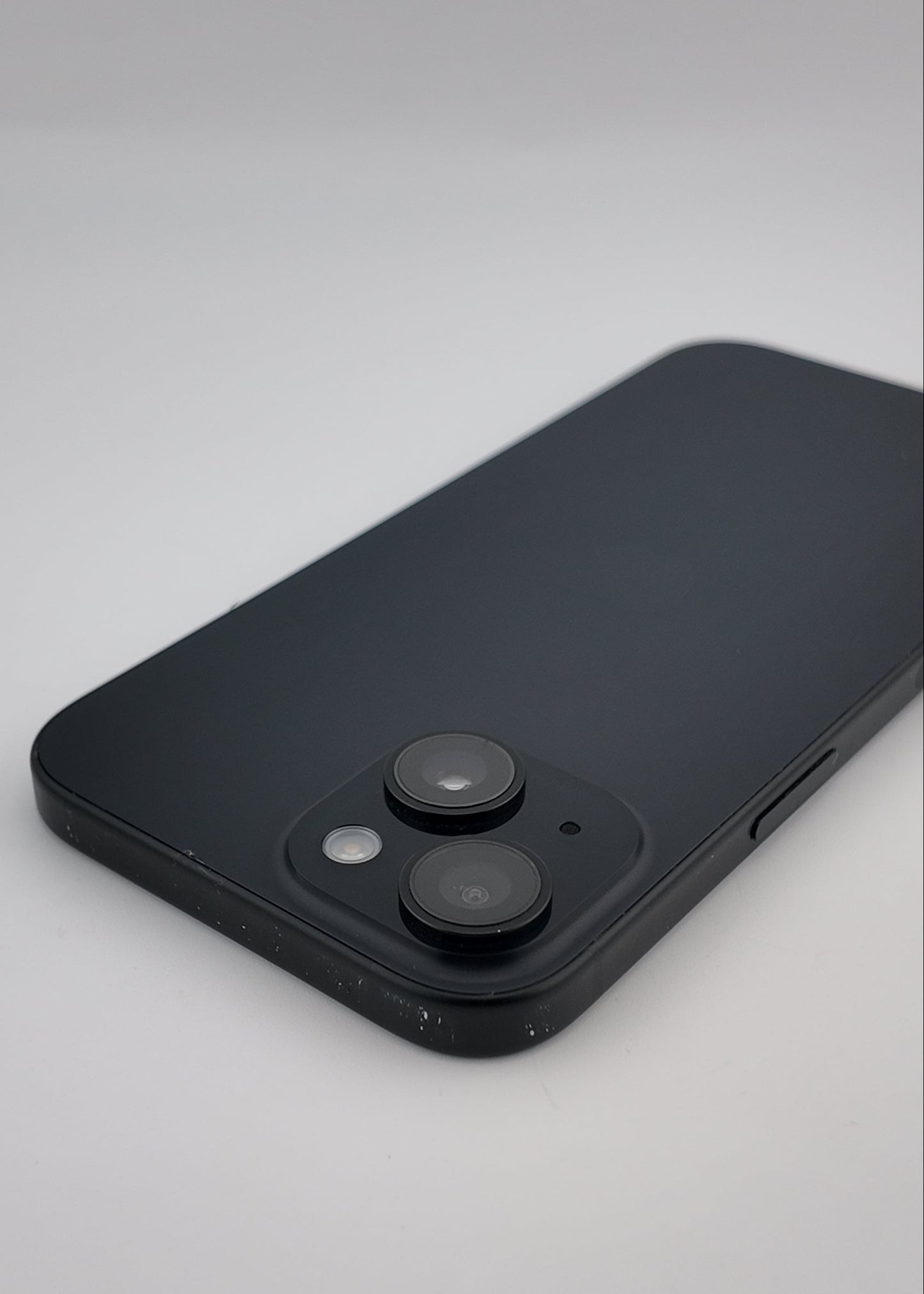 IPHONE 15 / NEGRO / 256GB