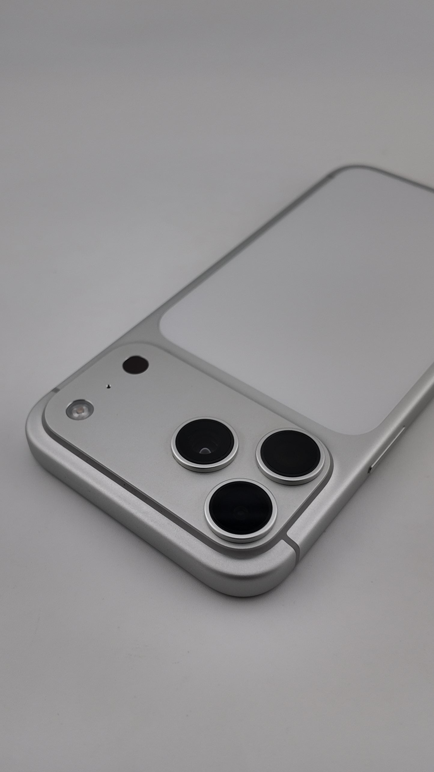 IPHONE 17 PRO MAX / PLATA / 512GB