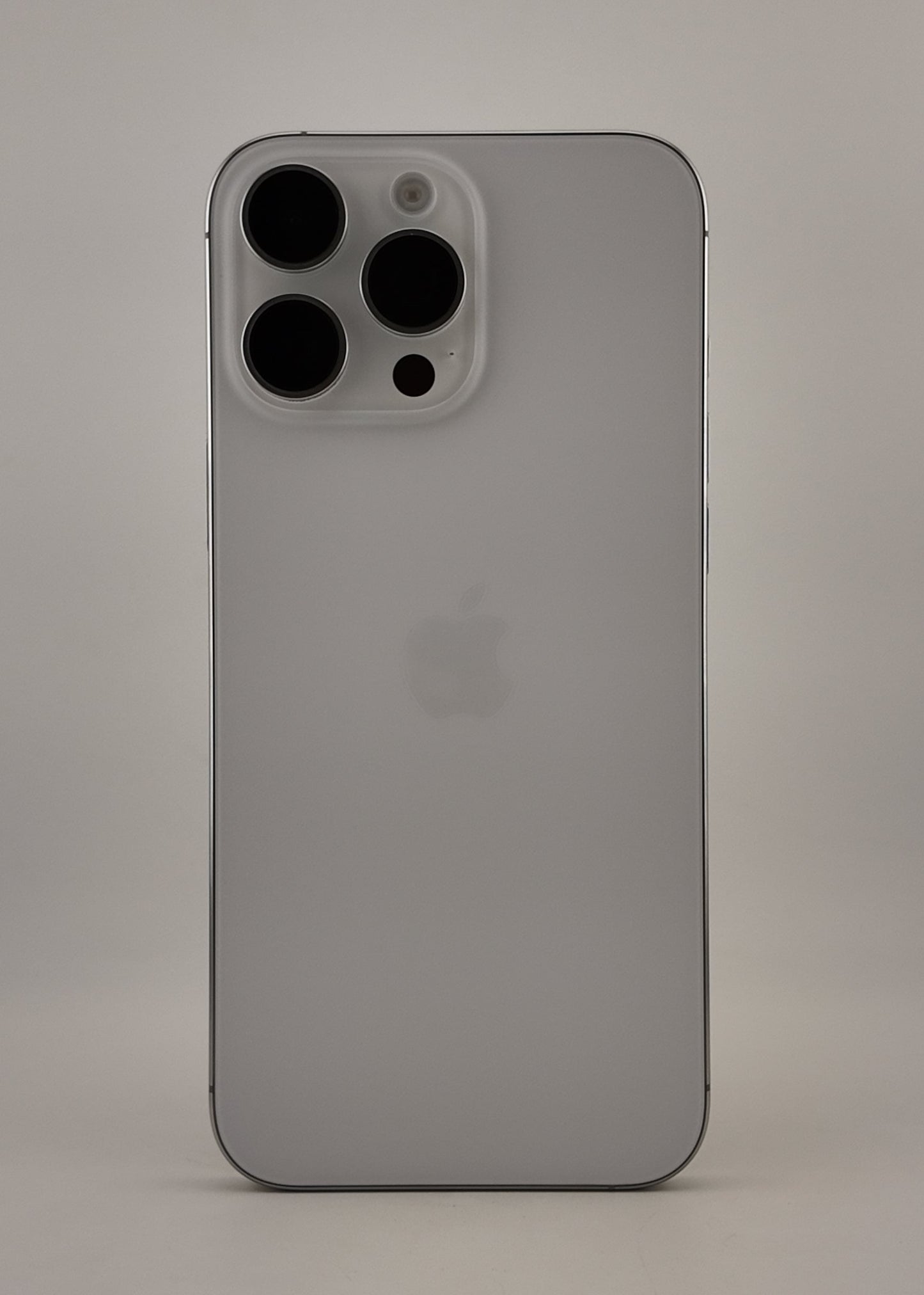 IPHONE 16 PRO MAX / BLANCO TITANIO / 256GB