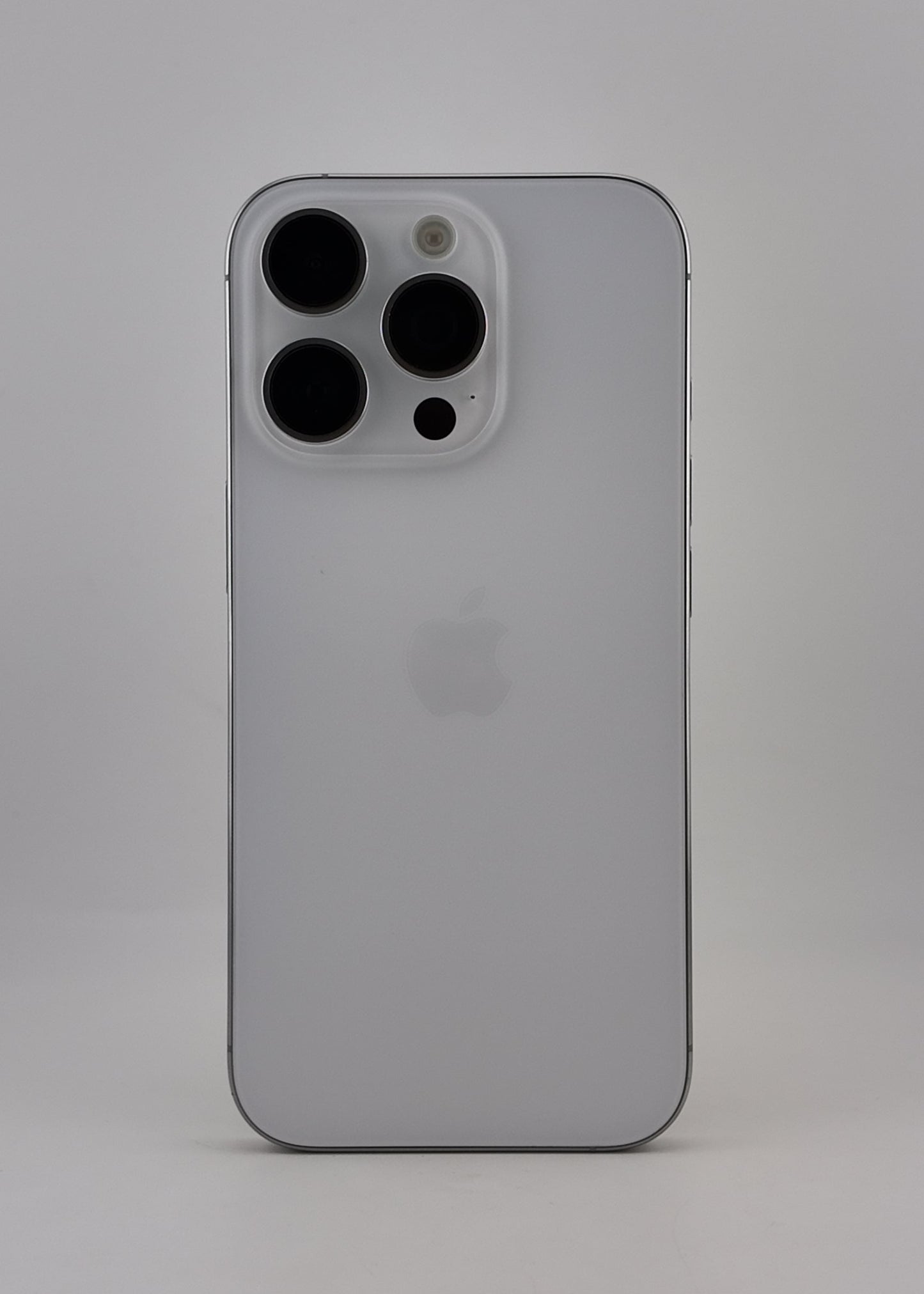 IPHONE 16 PRO / BLANCO TITANIO / 128GB