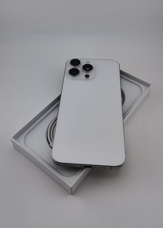 IPHONE 16 PRO MAX / BLANCO TITANIO / 256GB