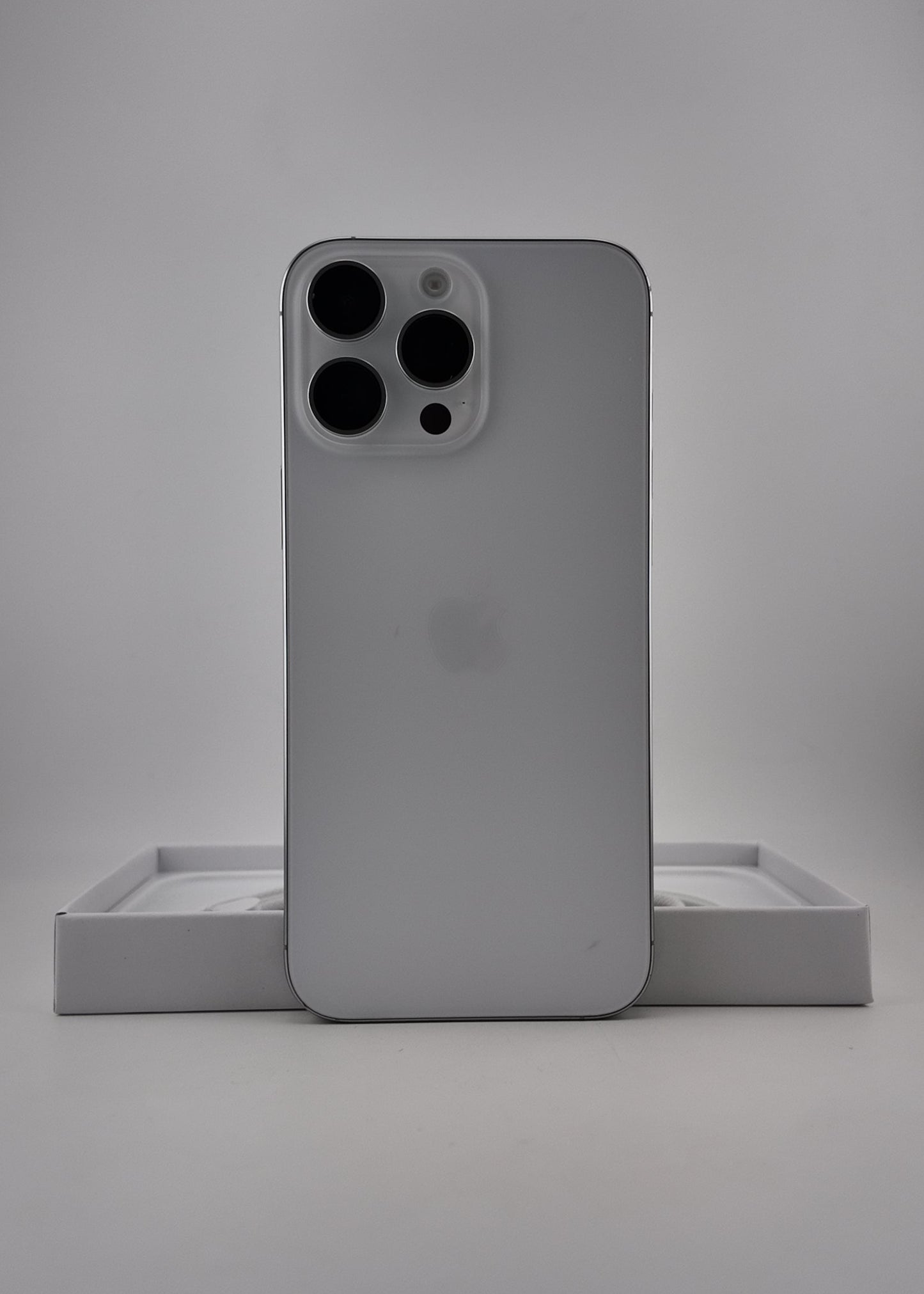 IPHONE 16 PRO MAX / BLANCO TITANIO / 256GB
