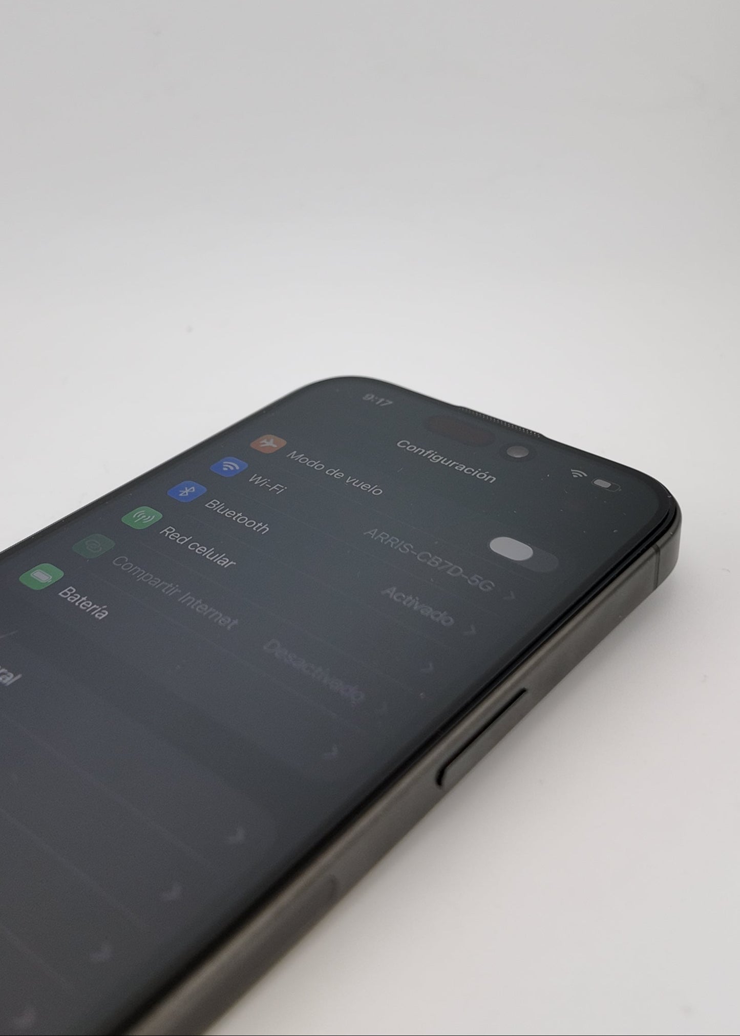 IPHONE 15 PRO / NEGRO TITANIO / 256GB