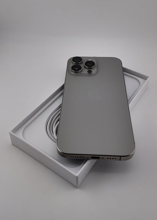 IPHONE 16 PRO MAX / NATURAL TITANIO / 256GB