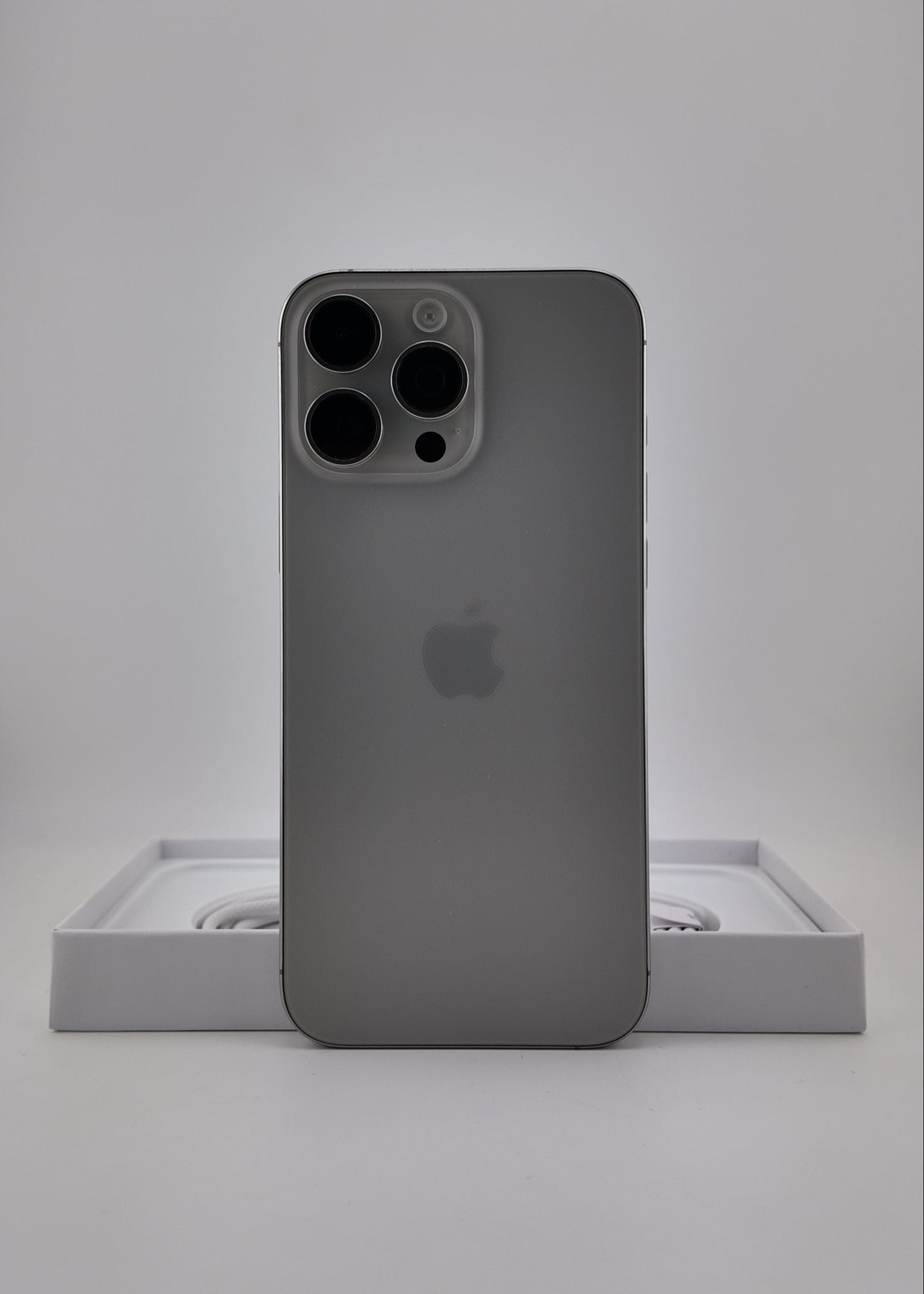 IPHONE 16 PRO MAX / NATURAL TITANIO / 256GB