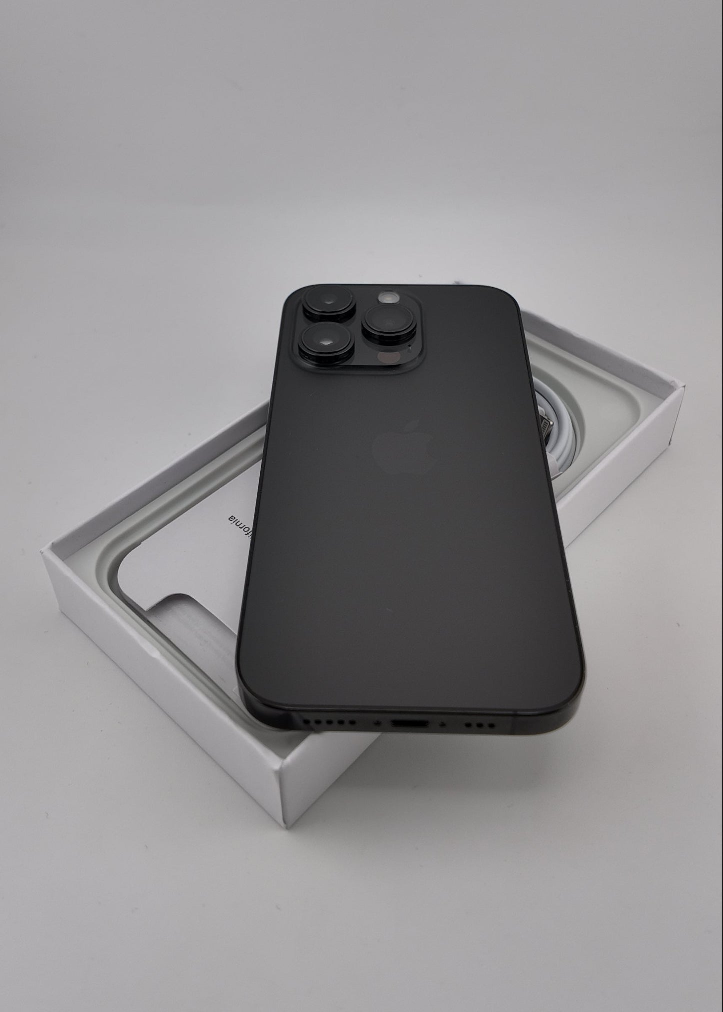 IPHONE 14 PRO / NEGRO ESPACIAL / 256GB