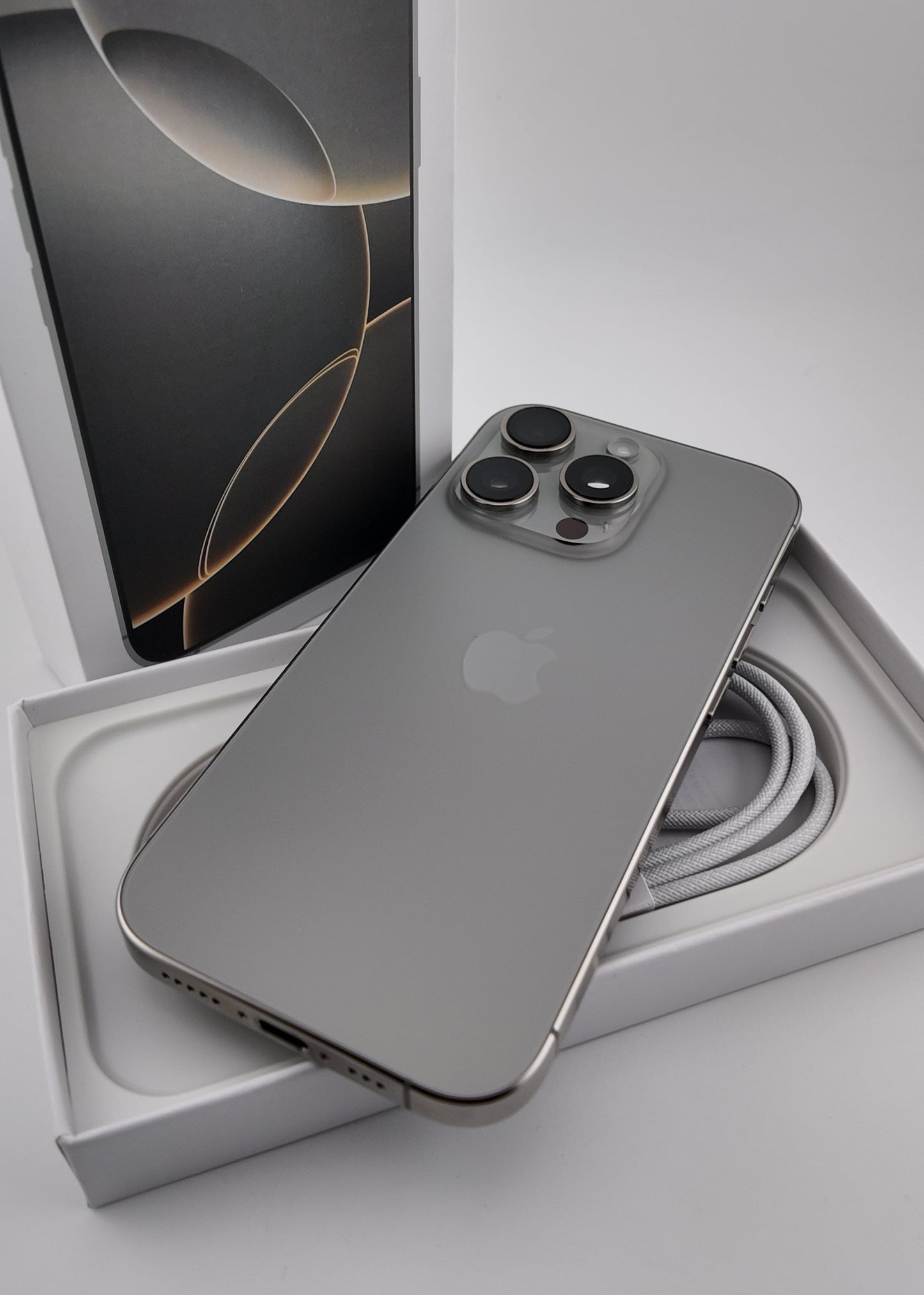 IPHONE 16 PRO / NATURAL TITANIO / 128GB