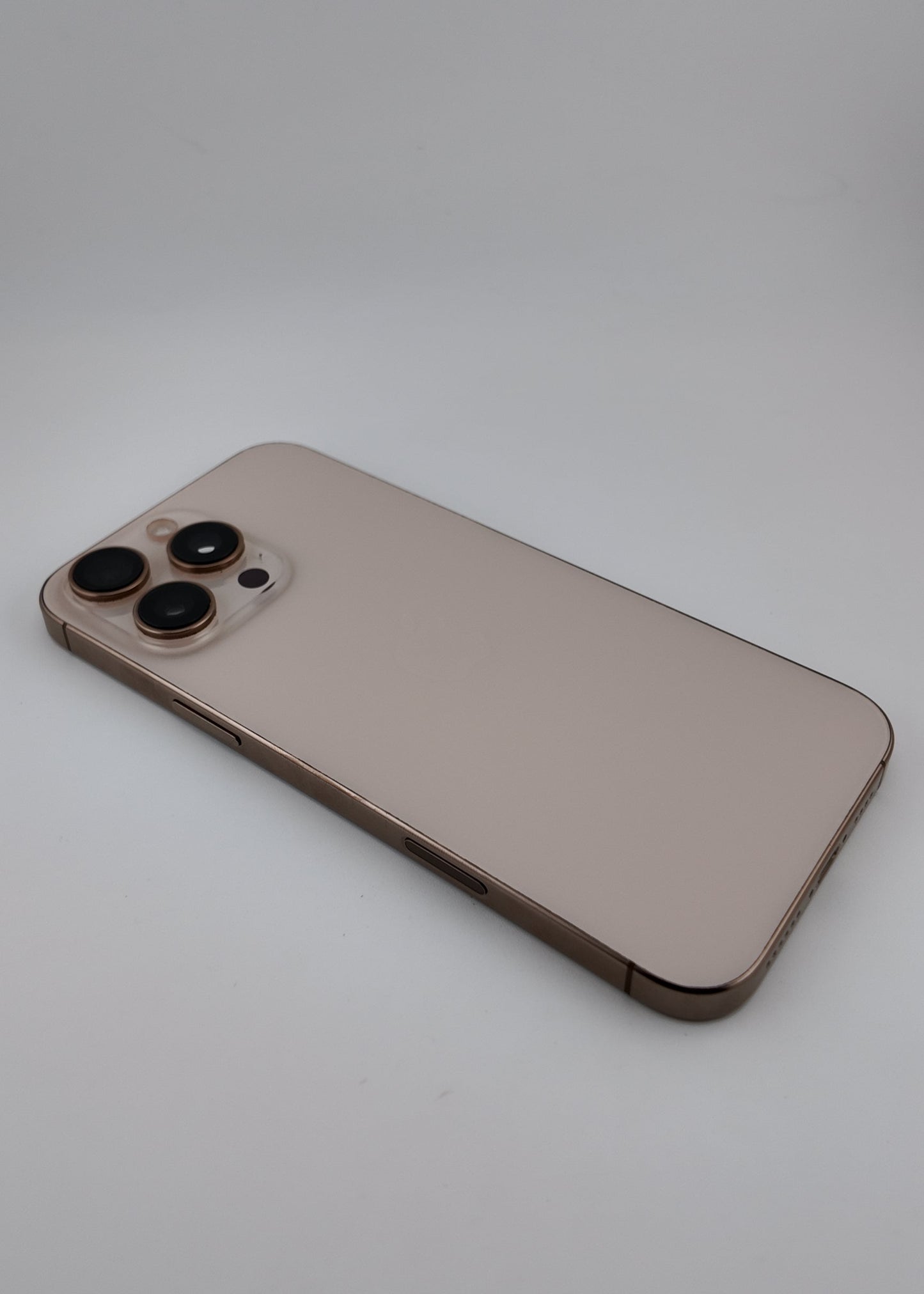 IPHONE 16 PRO MAX / DESIERTO TITANIO / 256GB.