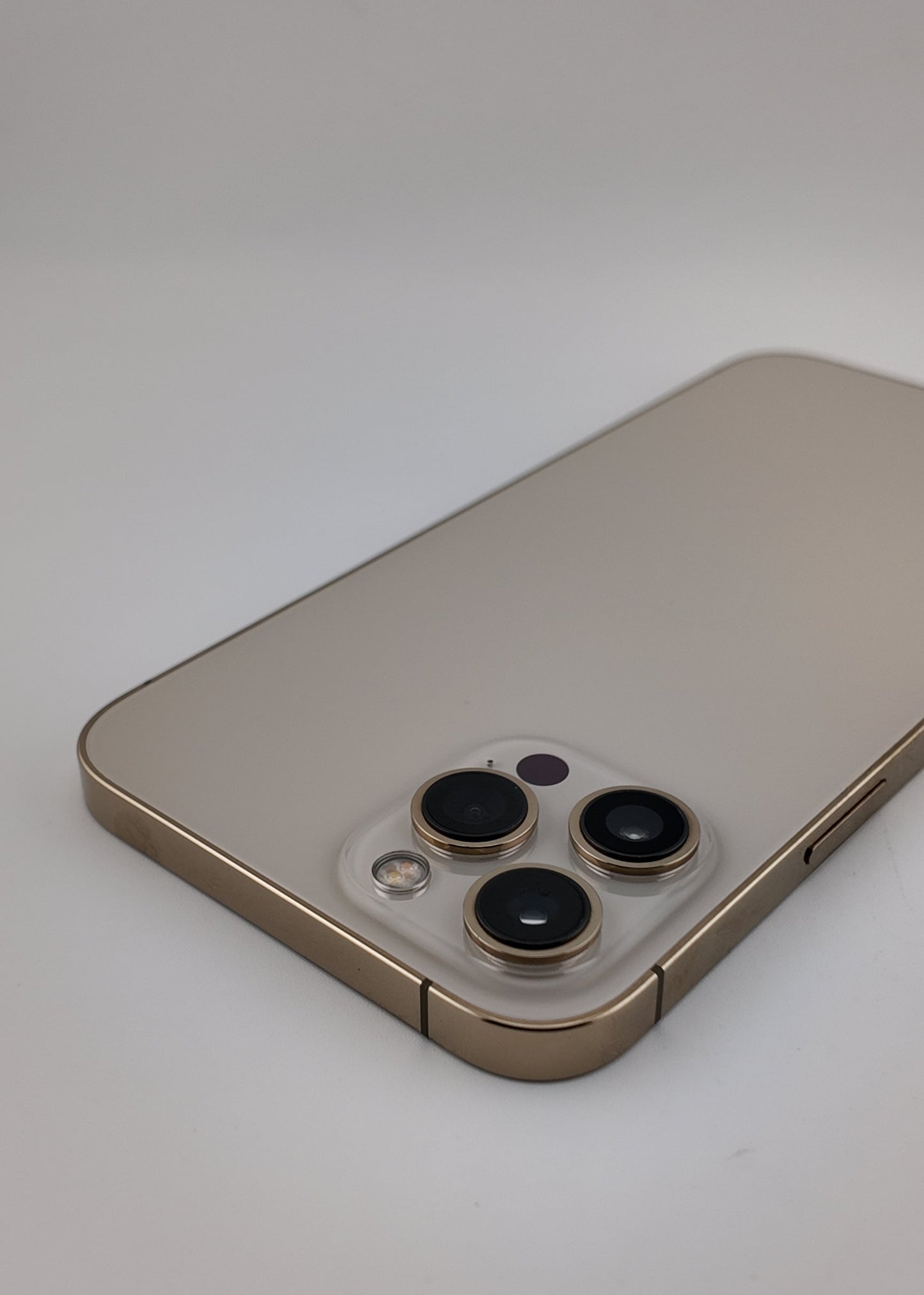 IPHONE 12 PRO MAX / DORADO / 128GB