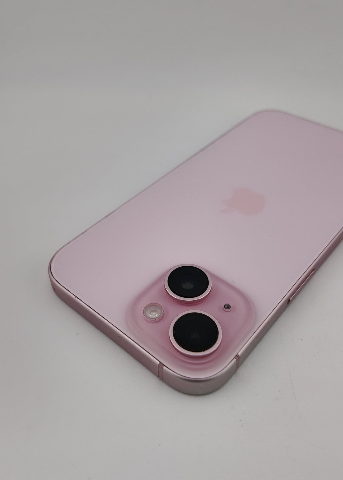 IPHONE 15 / ROSADO / 128GB