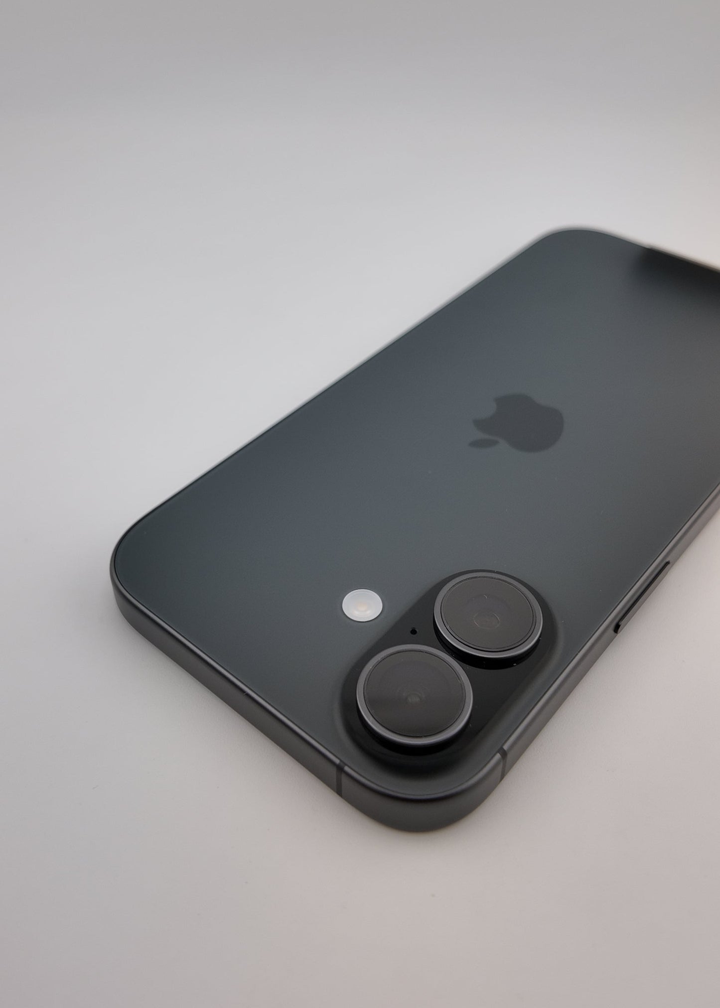 IPHONE 17 / NEGRO / 256GB