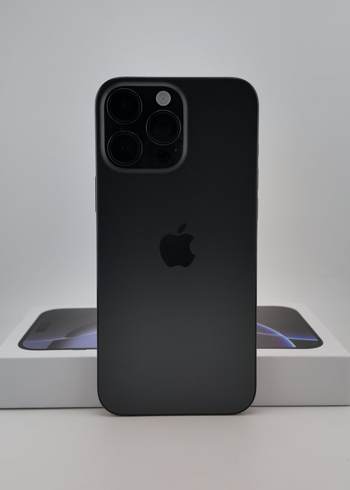 IPHONE 16 PRO MAX / NEGRO TITANIO / 256GB