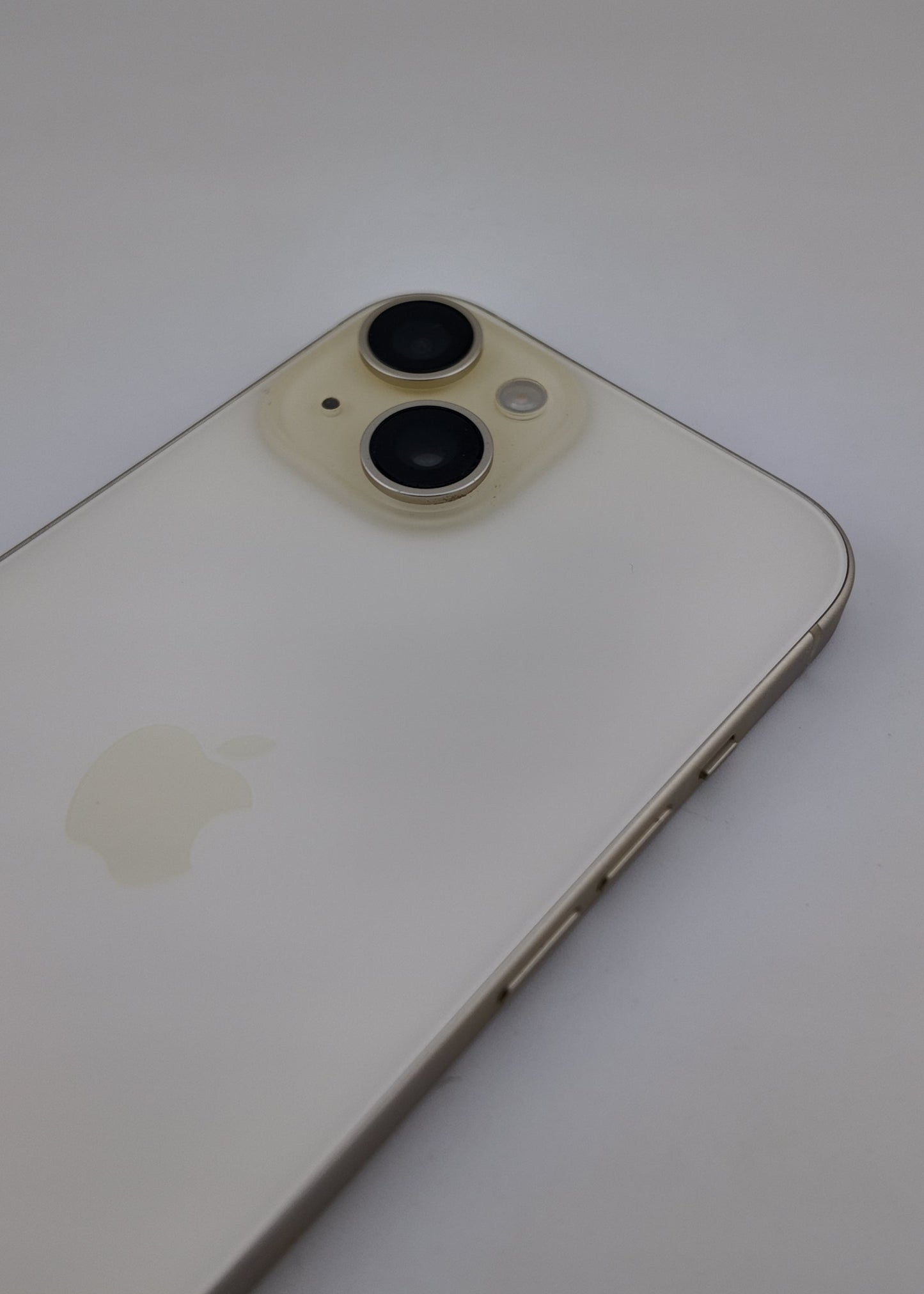 IPHONE 15 / AMARILLO / 128GB
