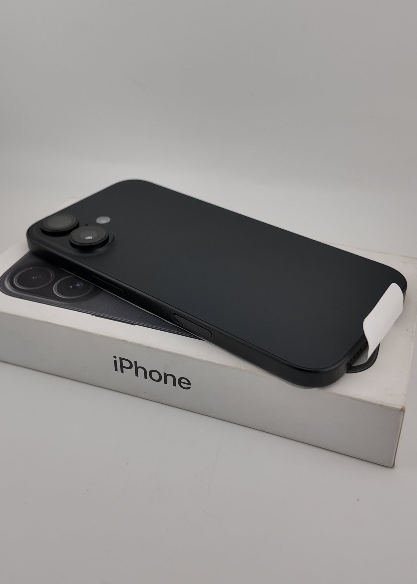 IPHONE 16 / NEGRO / 128GB