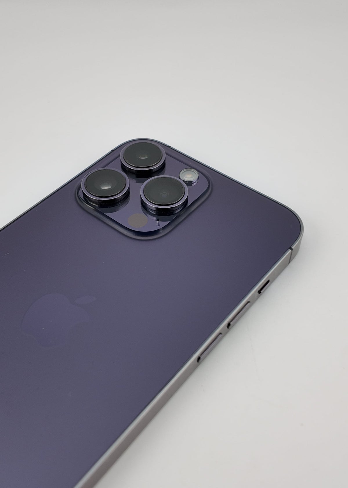 IPHONE 14 PRO MAX / MORADO OSCURO / 256GB
