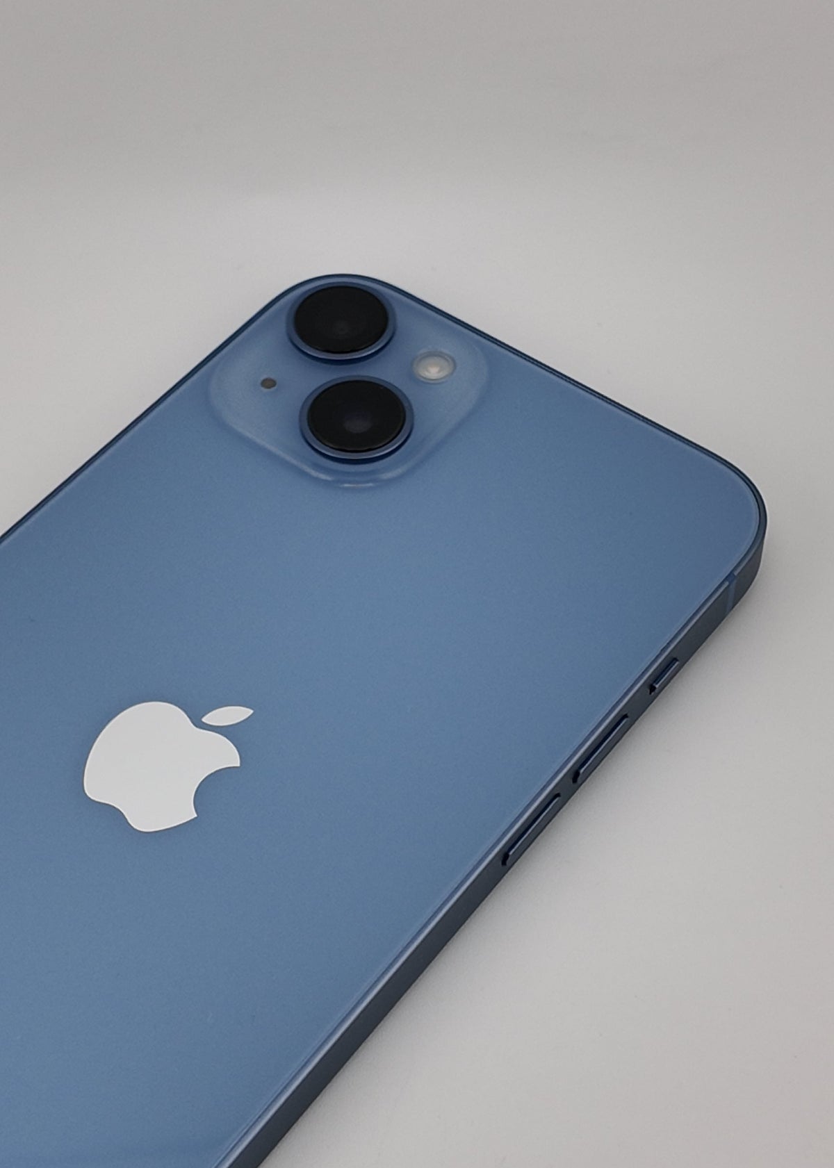 IPHONE 14 PLUS / CELESTE / 128GB