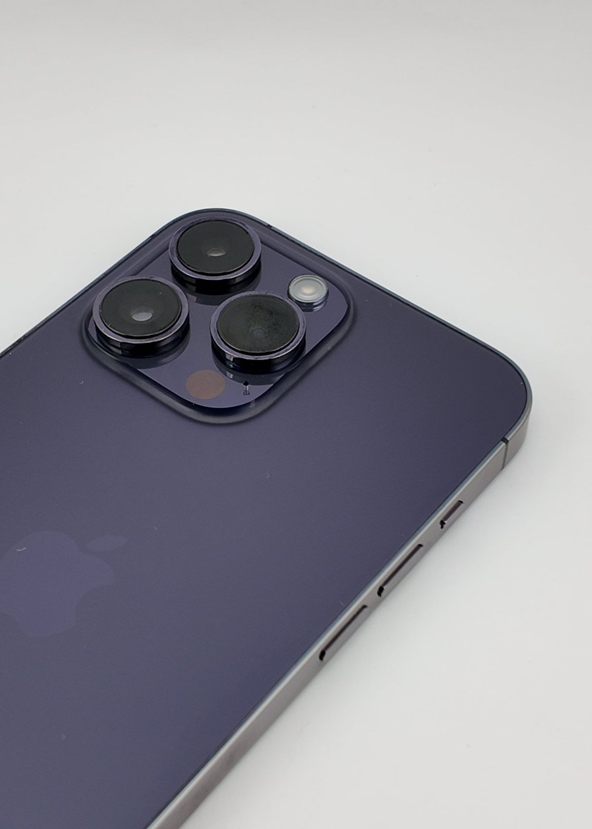 IPHONE 14 PRO MAX / MORADO OSCURO / 128GB