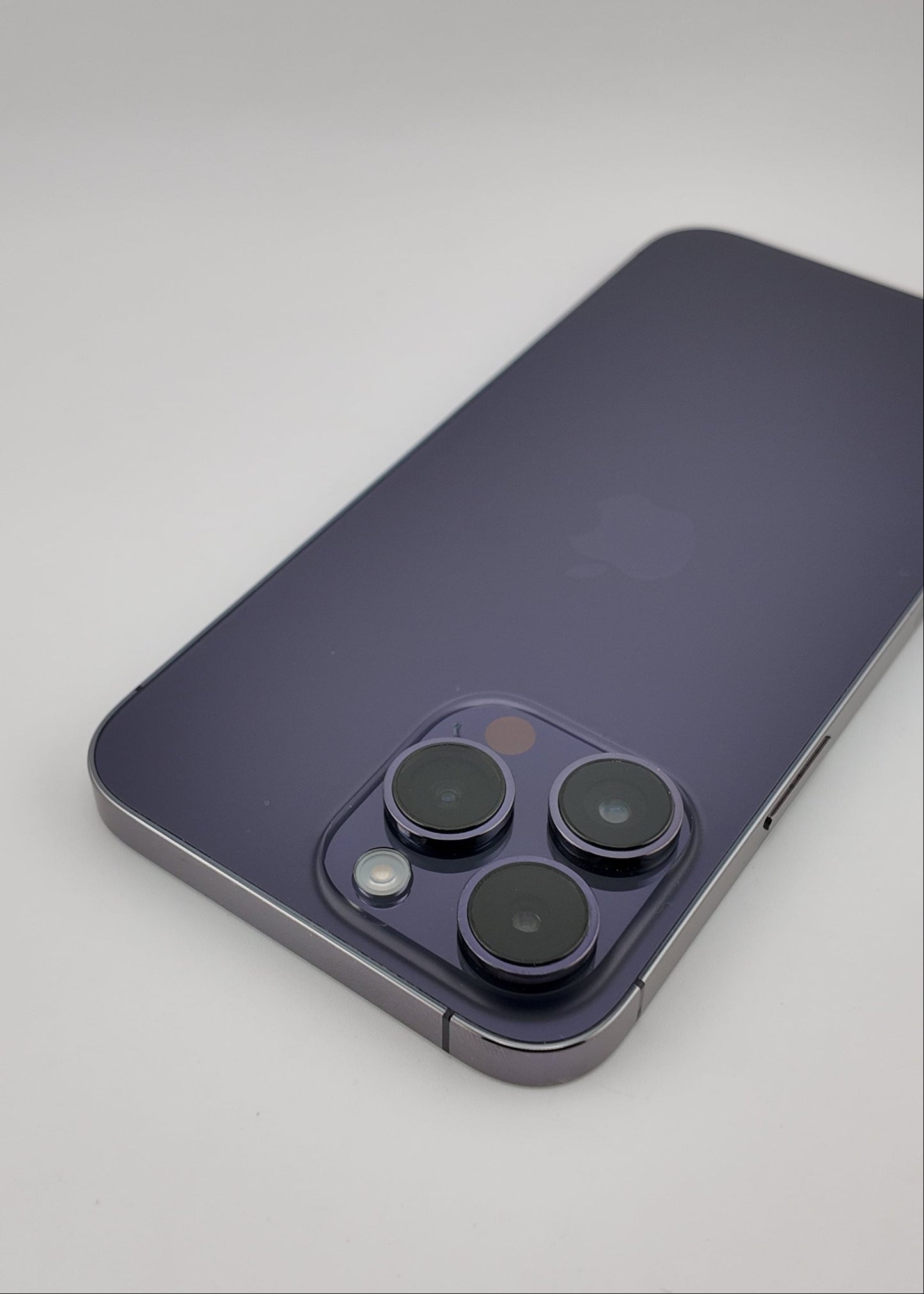 IPHONE 14 PRO MAX / MORADO OSCURO / 128GB