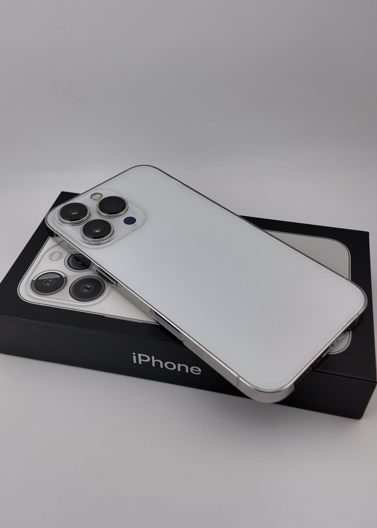IPHONE 13 PRO / PLATA / 128GB