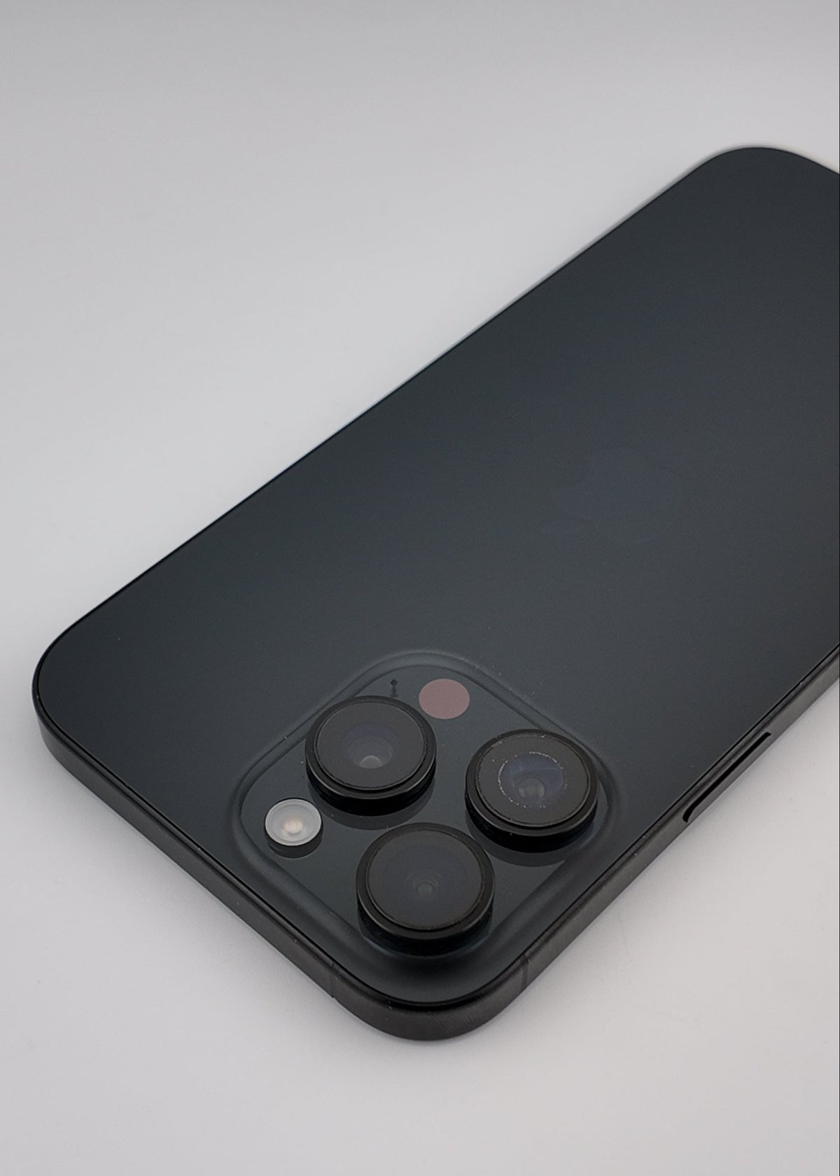 IPHONE 16 PRO MAX / NEGRO TITANIO / 256GB