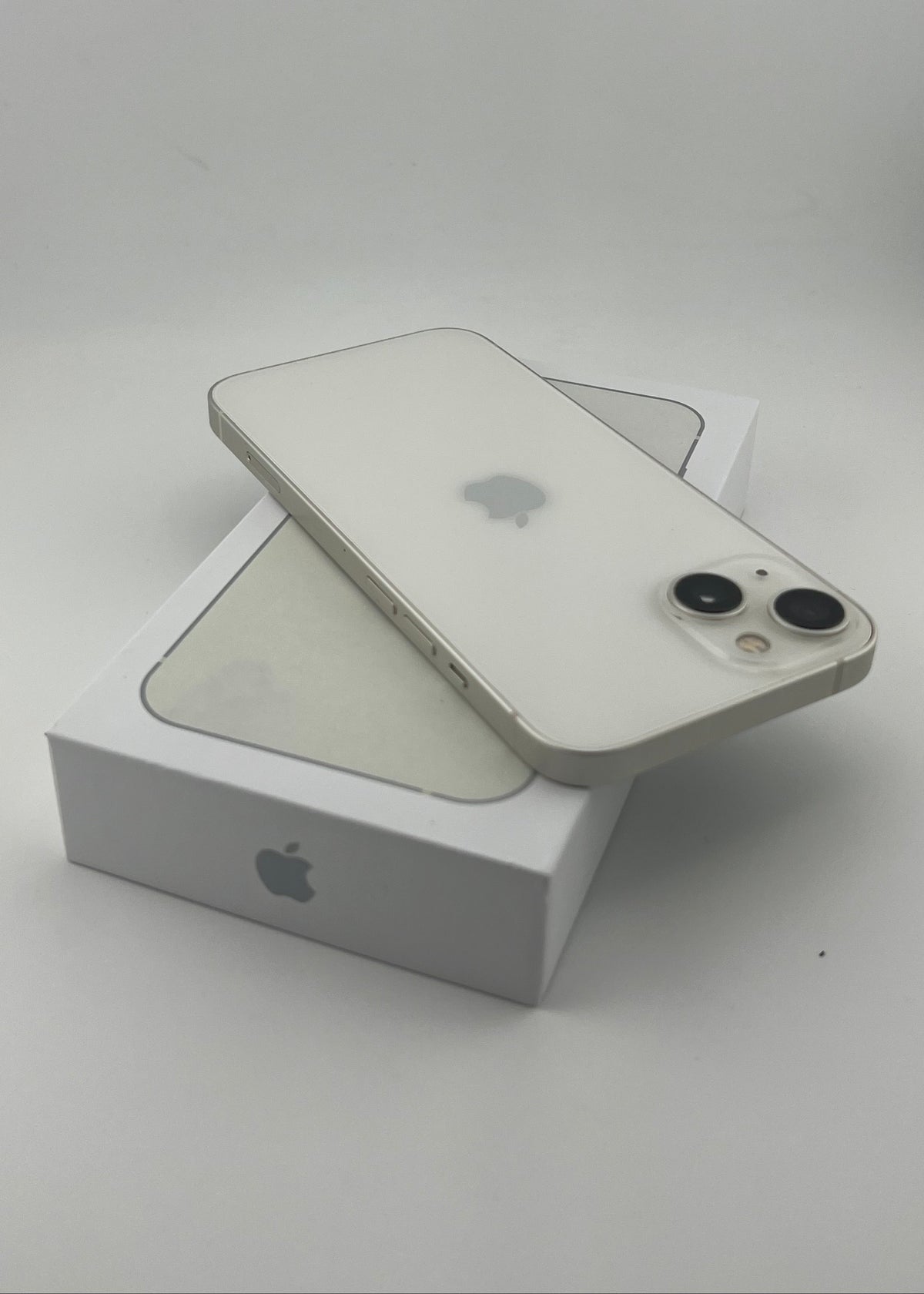IPHONE 13 / BLANCO / 512GB