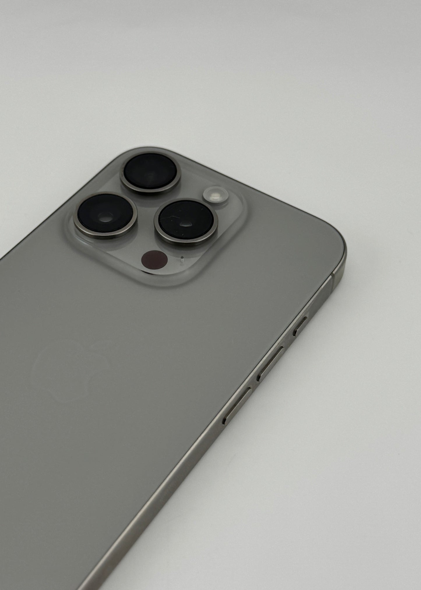 IPHONE 15 PRO / NATURAL TITANIO / 256GB
