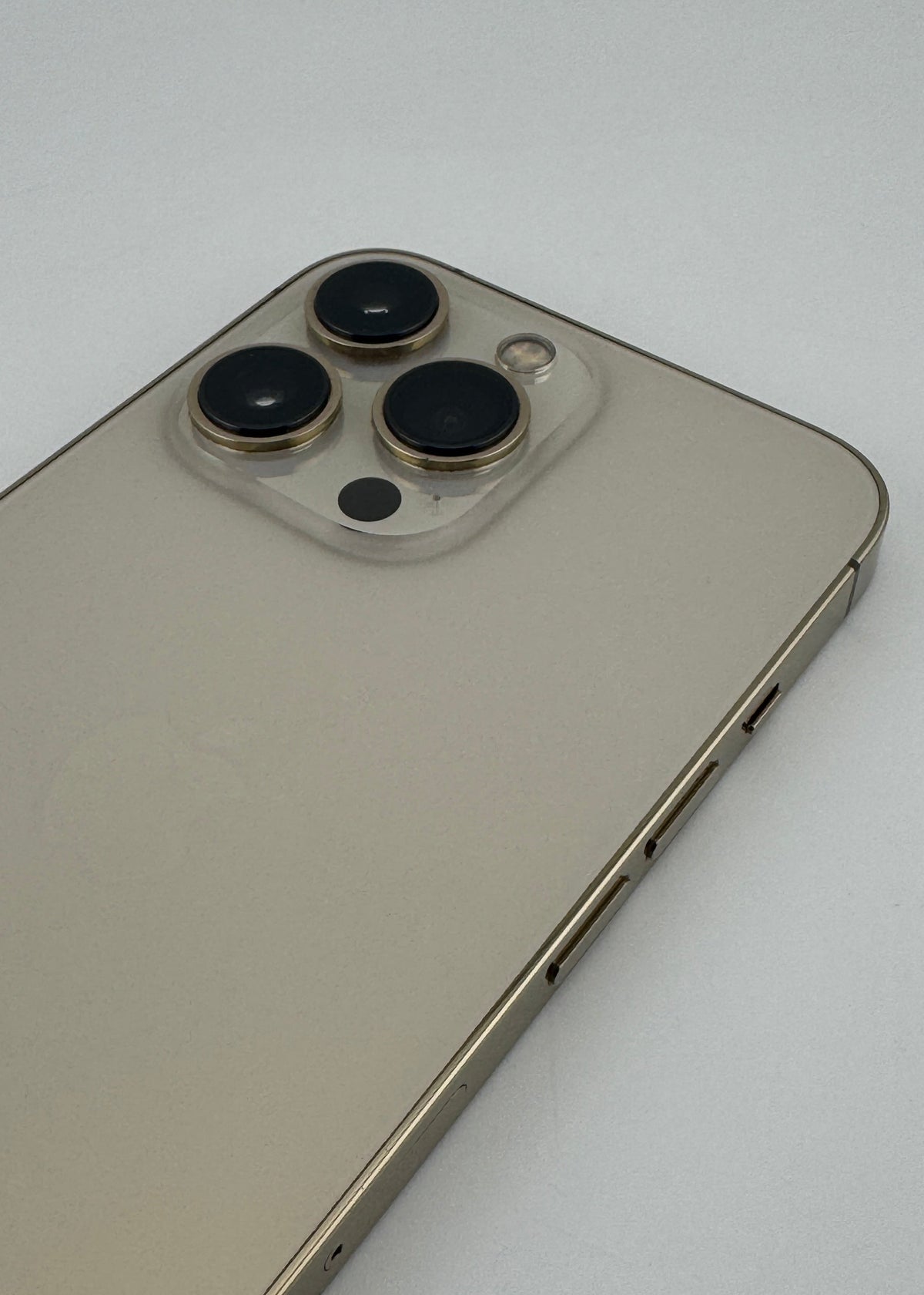 IPHONE 13 PRO / DORADO / 256GB