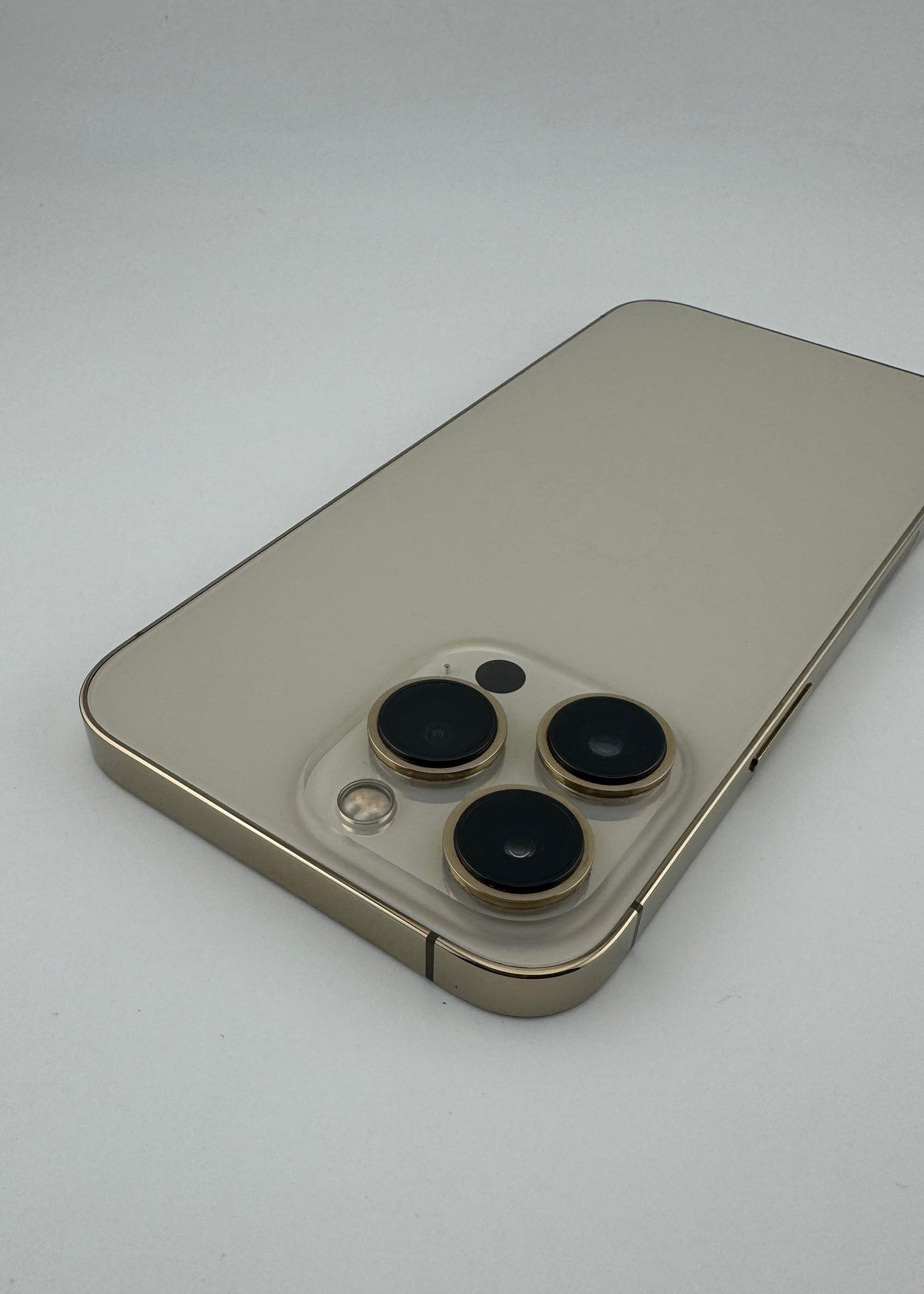 IPHONE 13 PRO / DORADO / 256GB