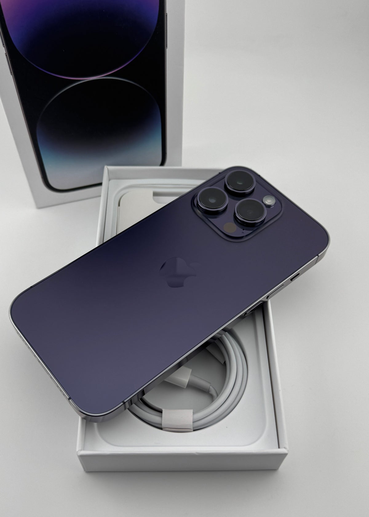 IPHONE 14 PRO / MORADO OSCURO / 128GB
