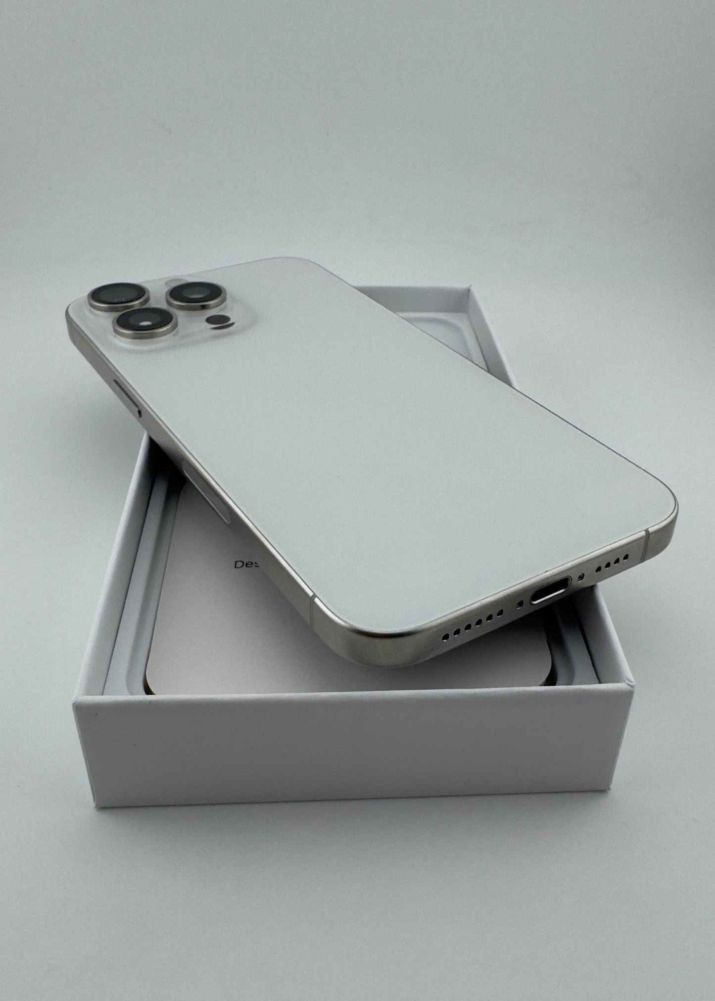 IPHONE 15 PRO MAX / BLANCO TITANIO / 512GB