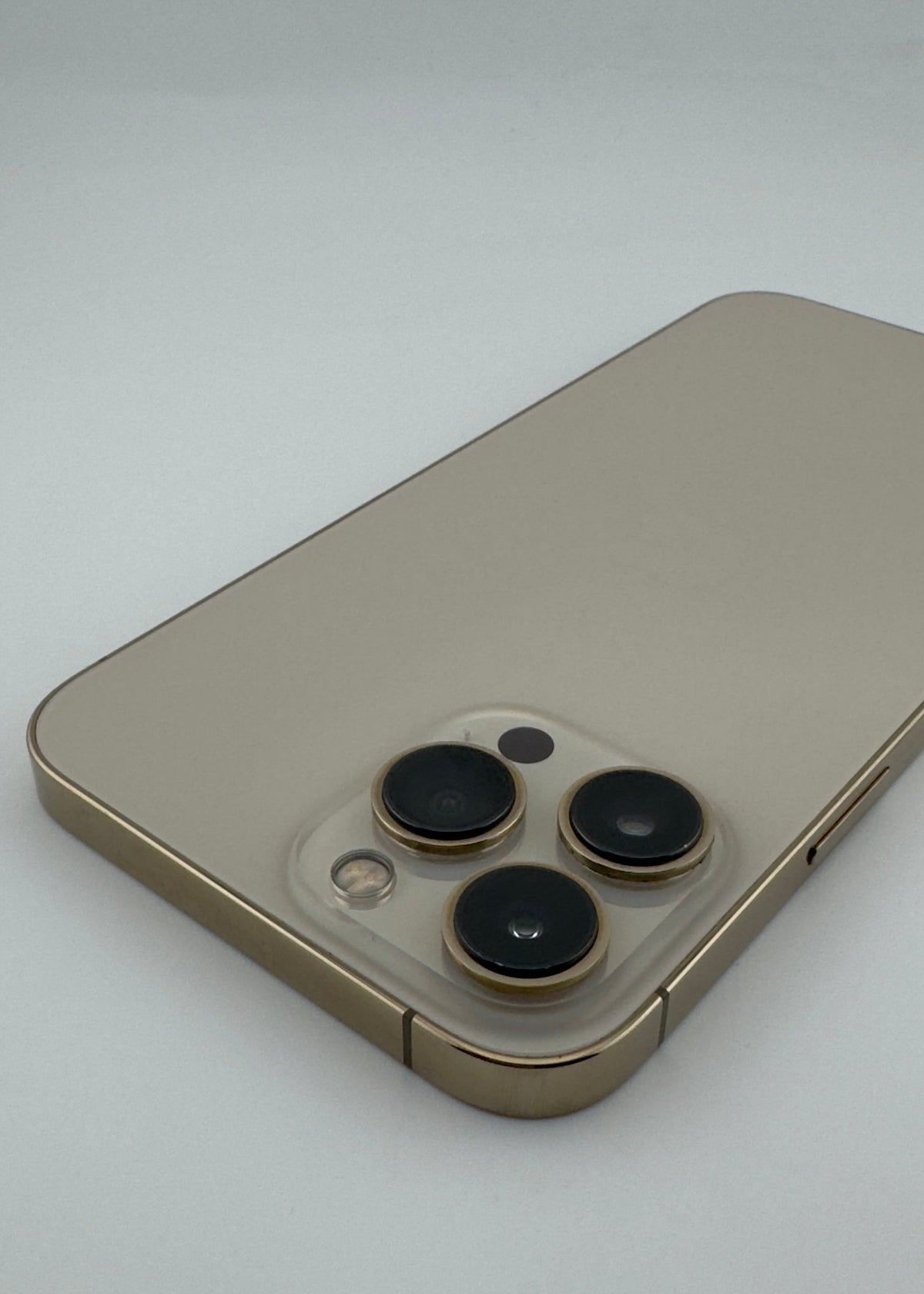 IPHONE 13 PRO MAX / DORAD0 / 256GB